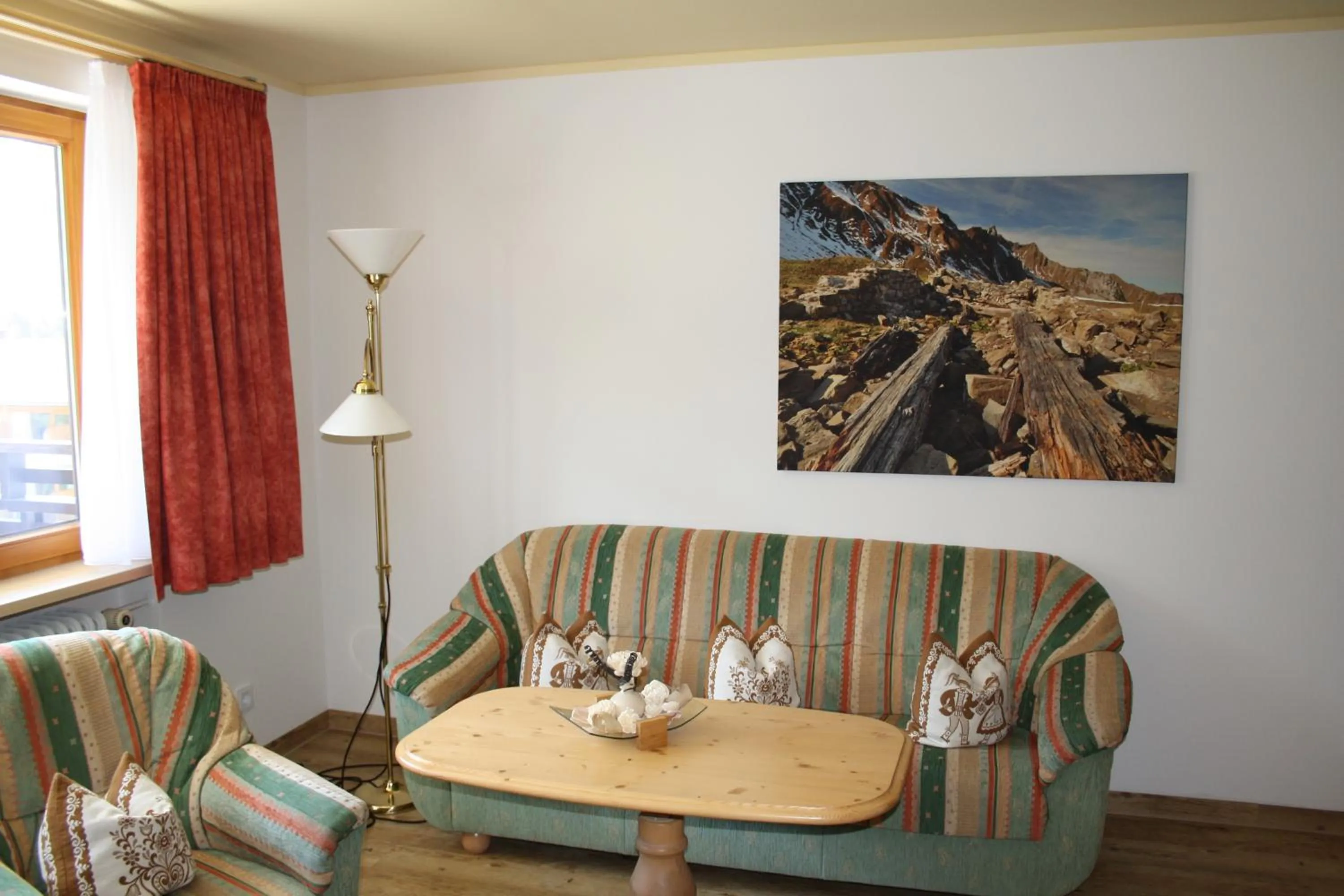 Seating area in Sporthotel Walliser