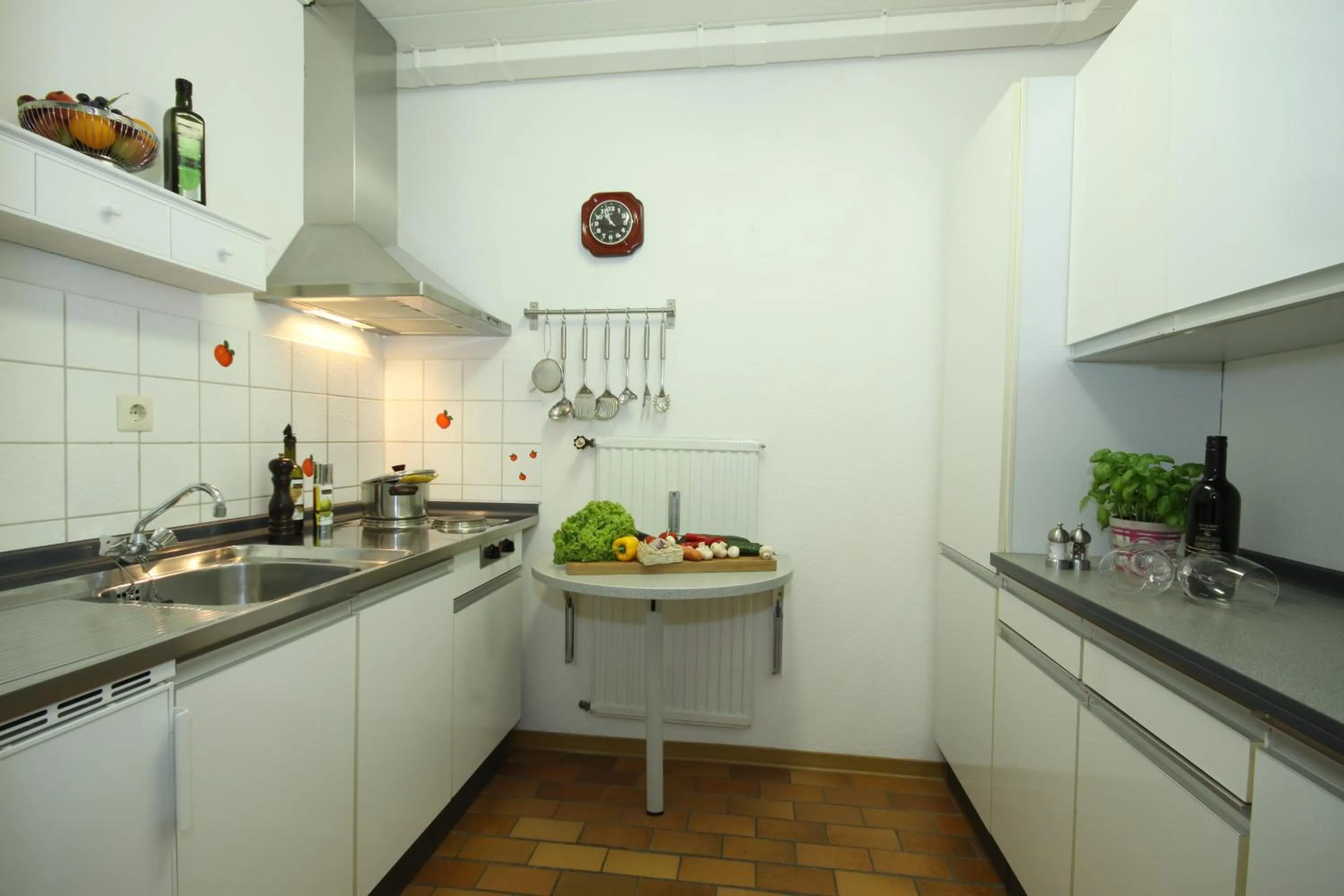Kitchen or kitchenette in Sporthotel Walliser