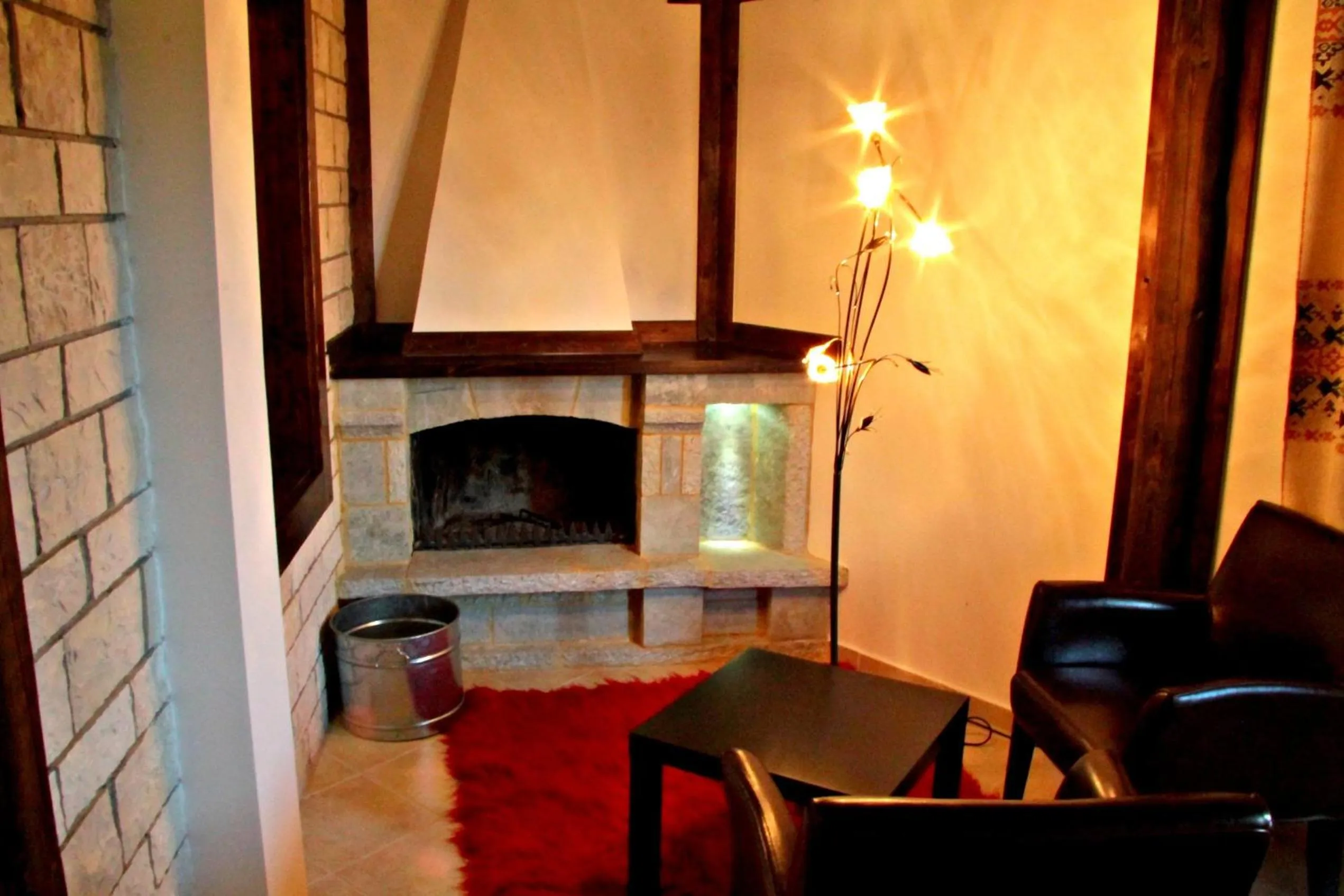 Decorative detail in Hotel Taxiarches