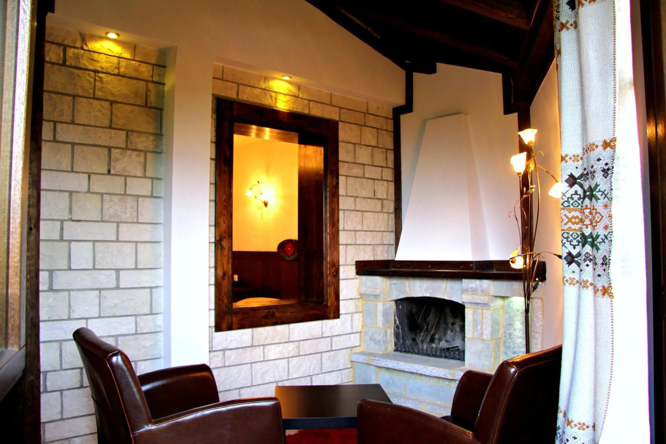 Decorative detail in Hotel Taxiarches