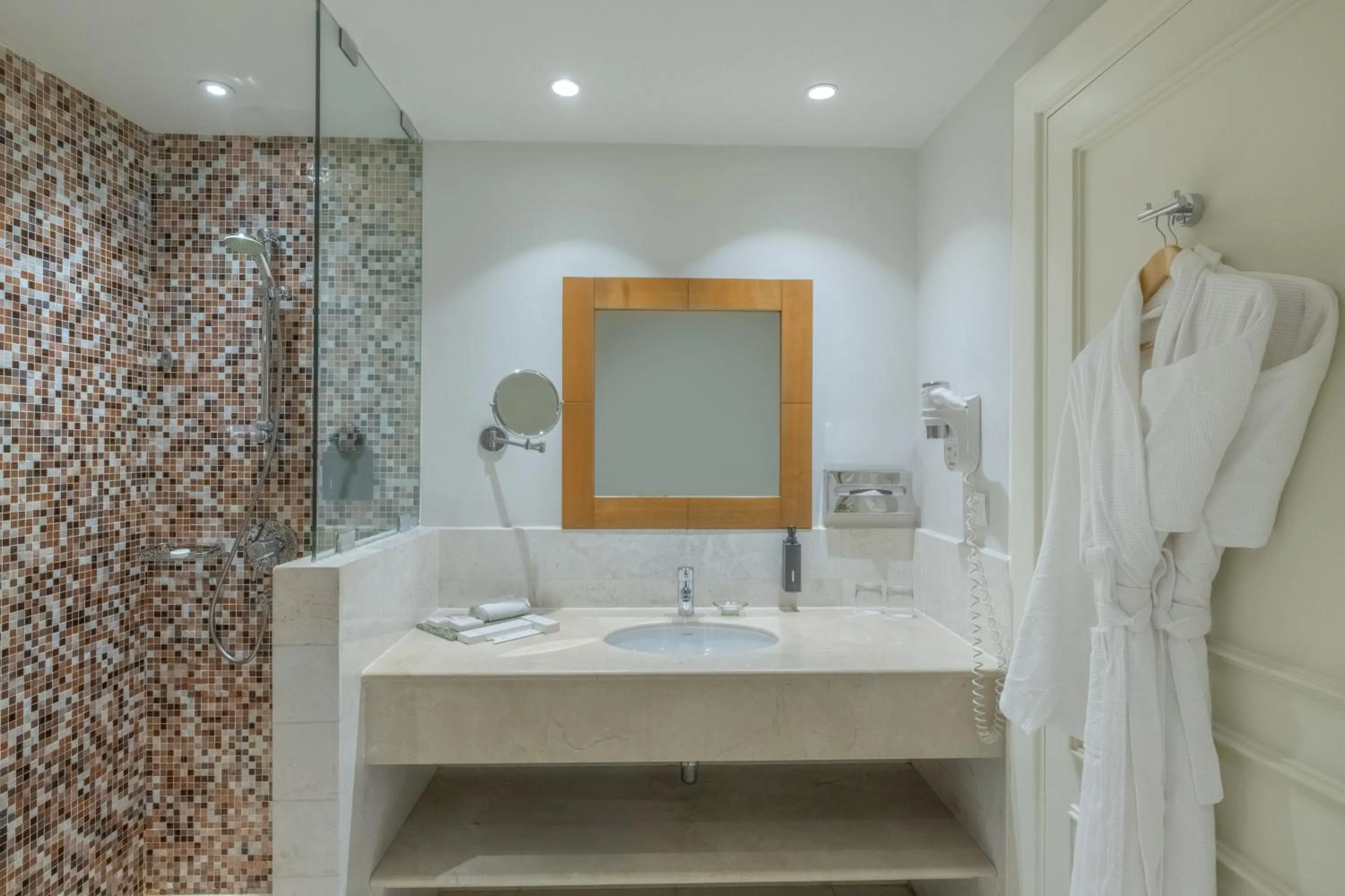 Bathroom in Sifawy Boutique Hotel