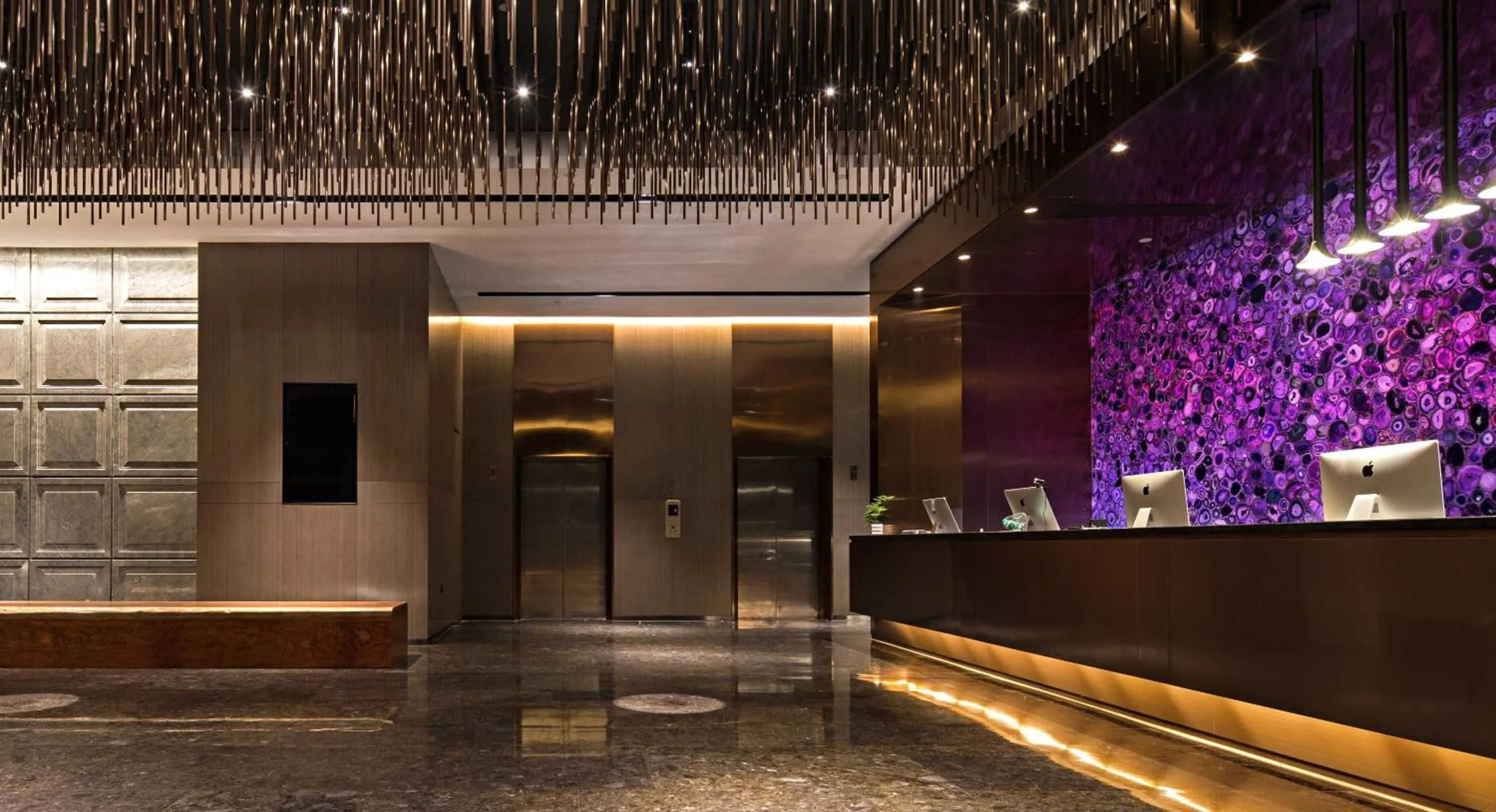 elevator in Paco Hotel Chebeinan Metro Guanghzou