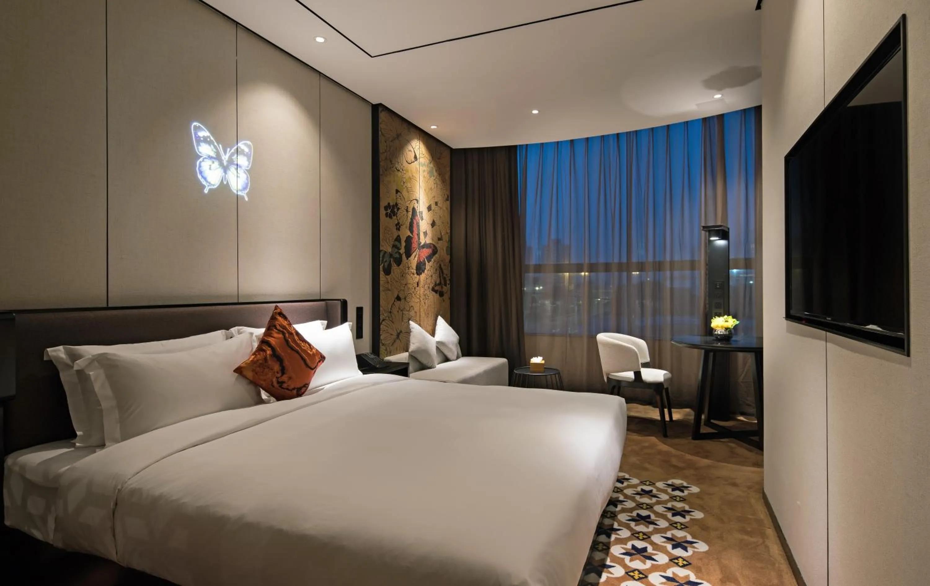 Bed in Paco Hotel Chebeinan Metro Guanghzou