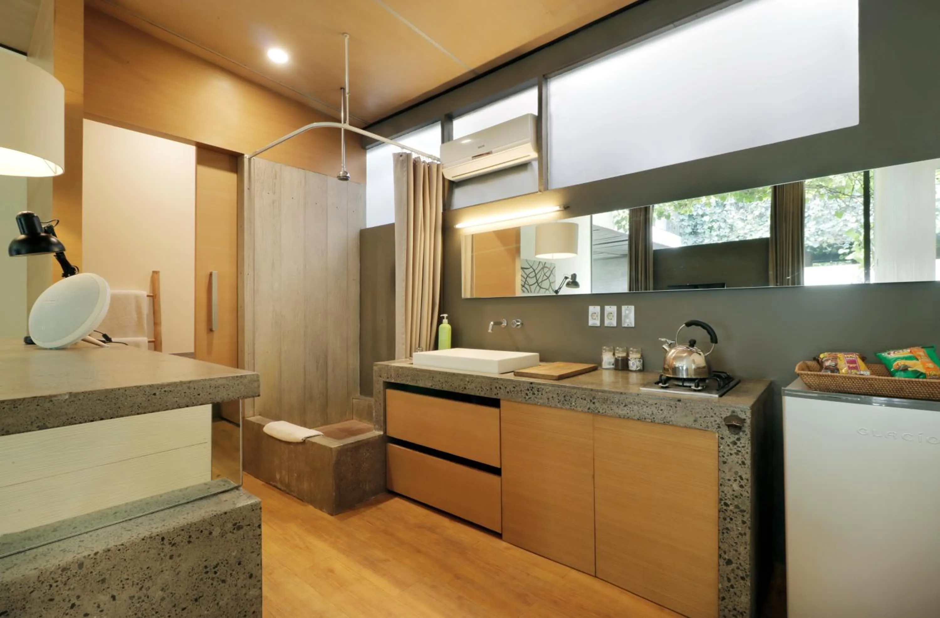 Bathroom in Clio Apartment