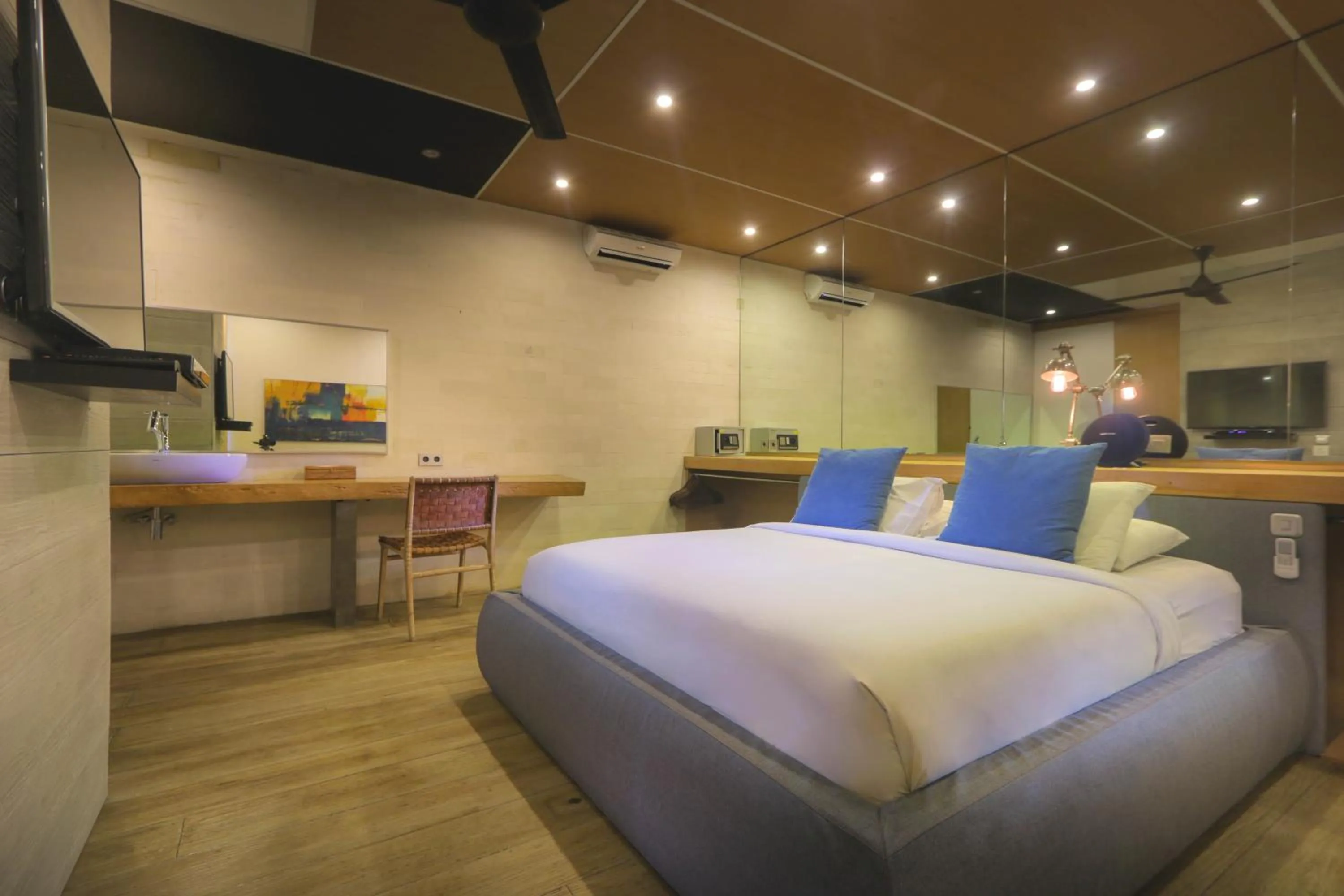 Bedroom, Bed in Clio Apartment