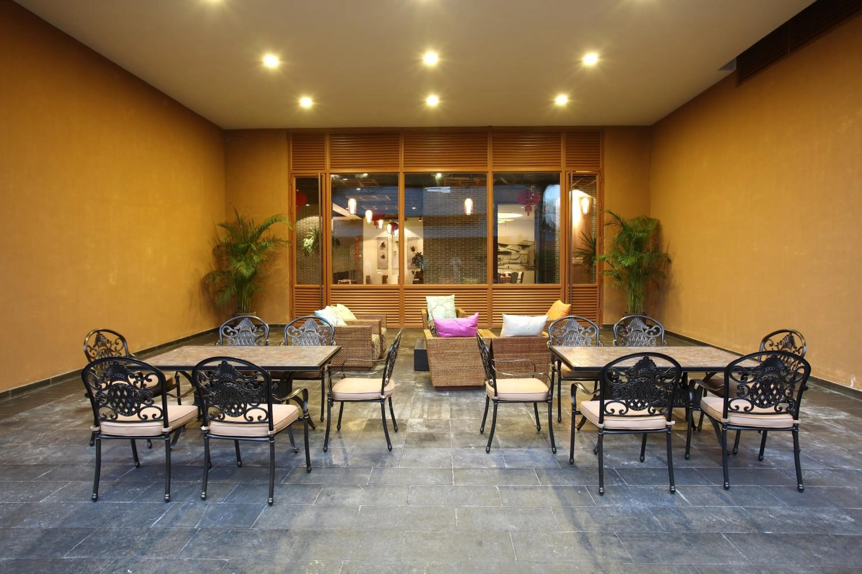 Restaurant/places to eat in Mangrove Tree Resort World Sanya Bay-Coconut