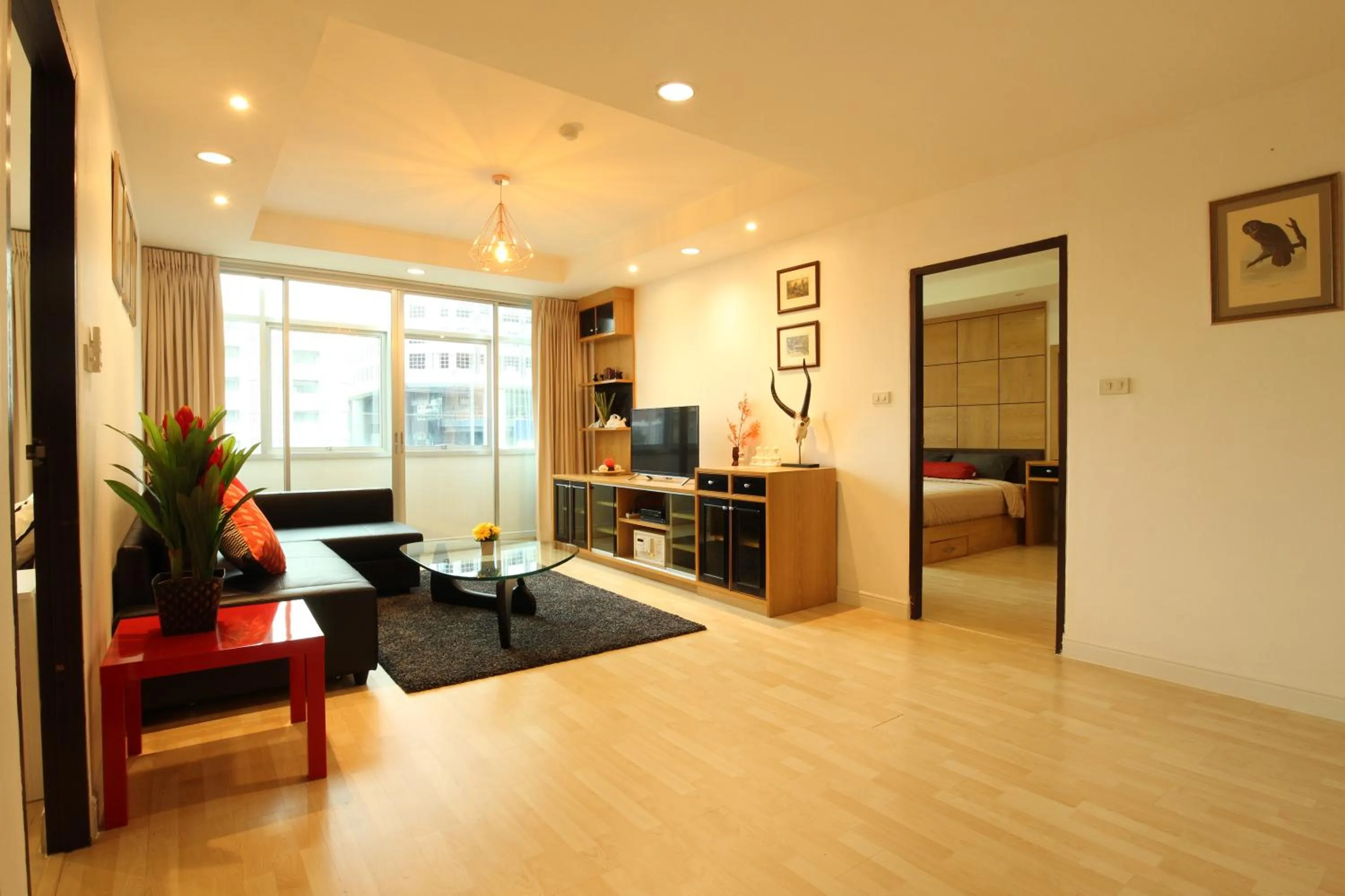 TV and multimedia in Serena Sathorn Suites