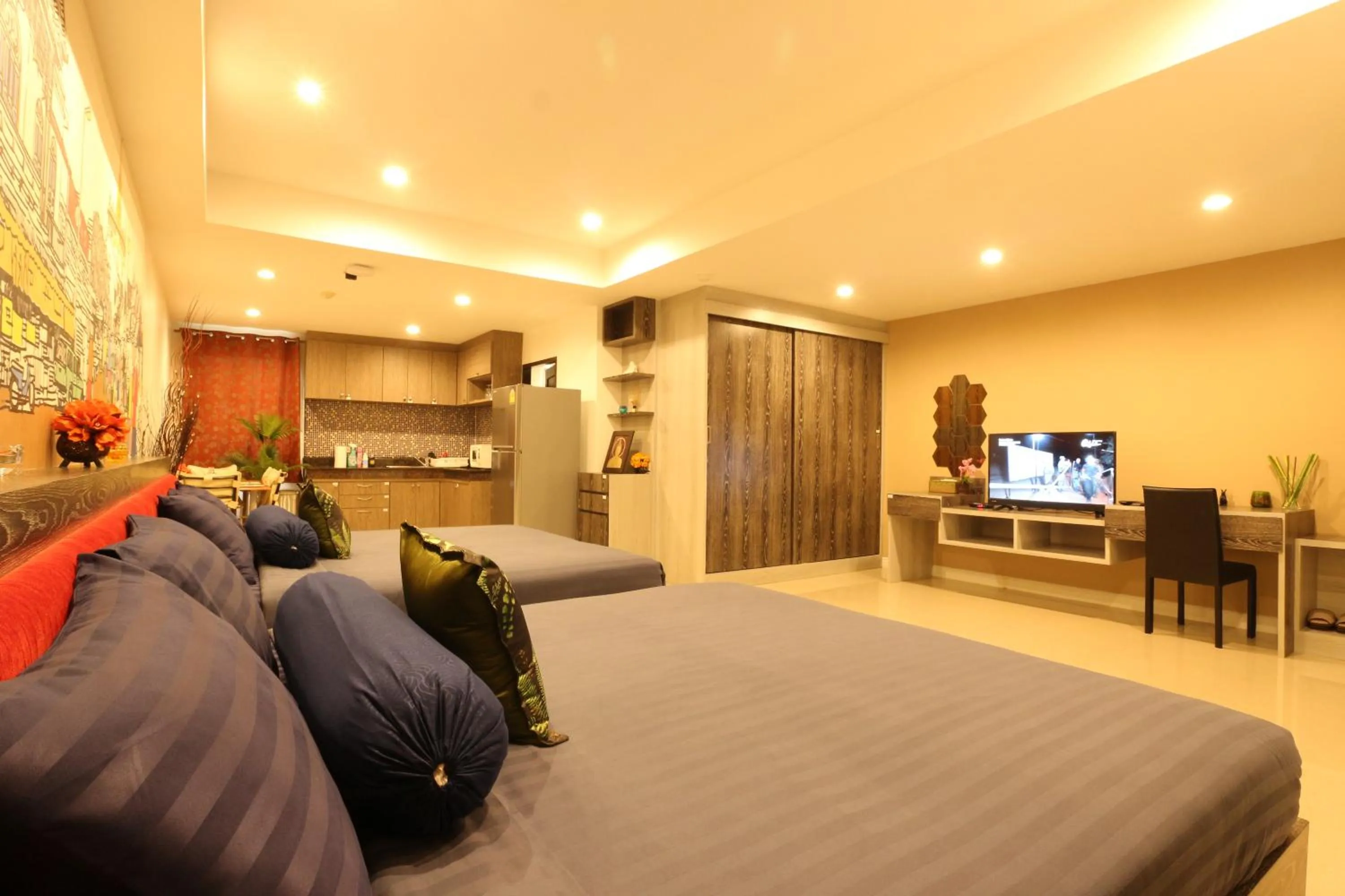 Serena Sathorn Suites