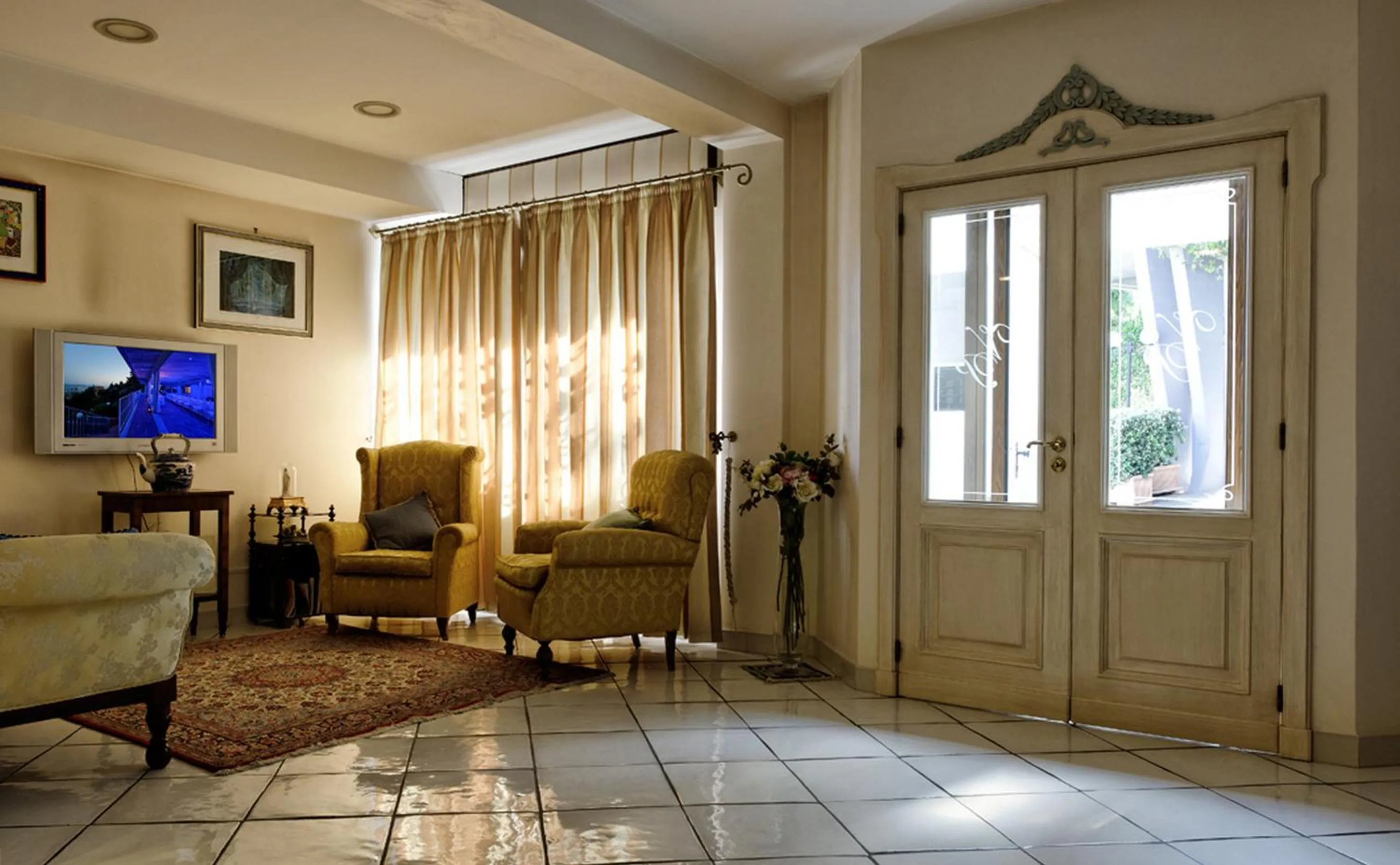 Restaurant/places to eat in Villa Poseidon -Boutique Hotel-