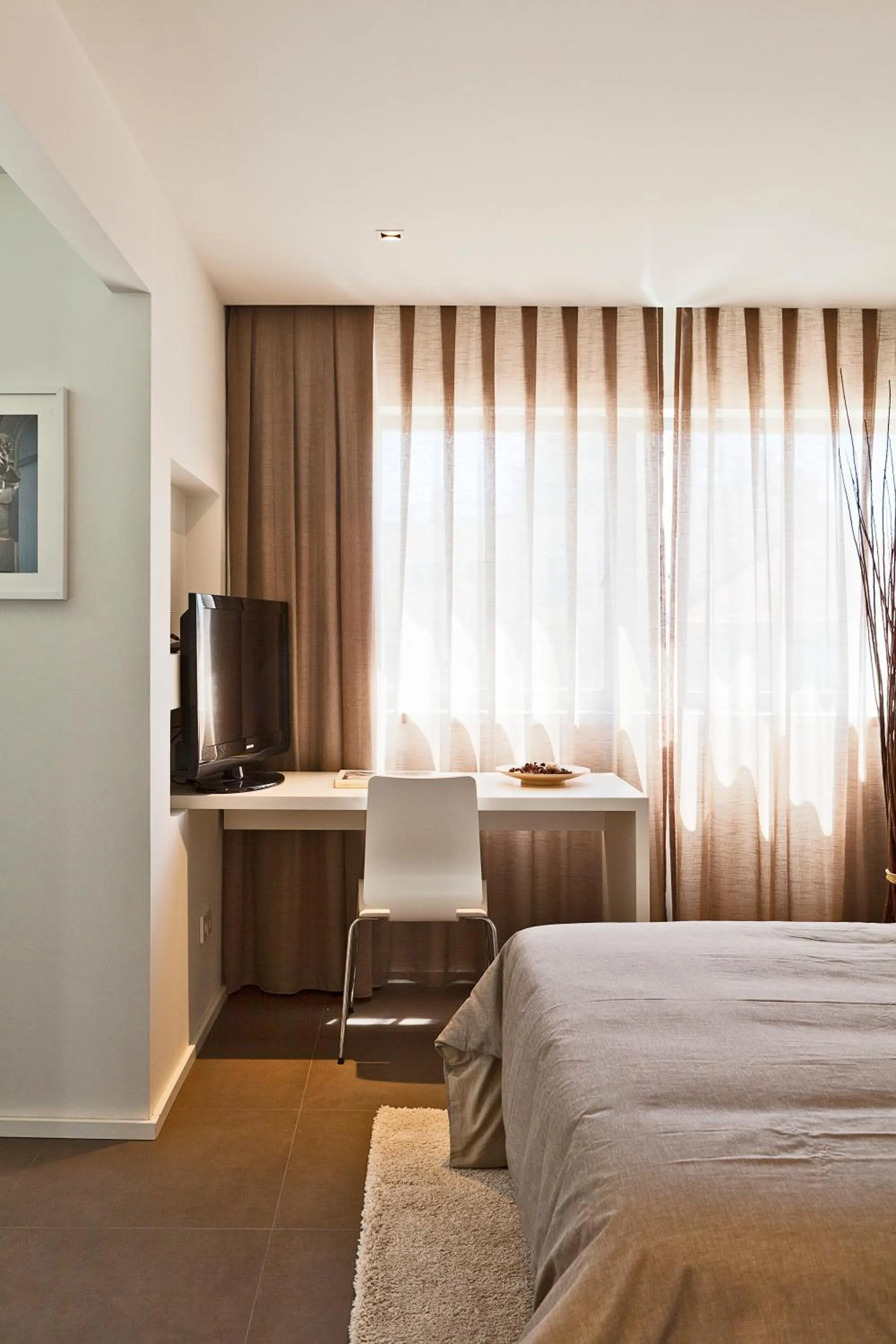 Decorative detail, Bed in bnapartments Palacio