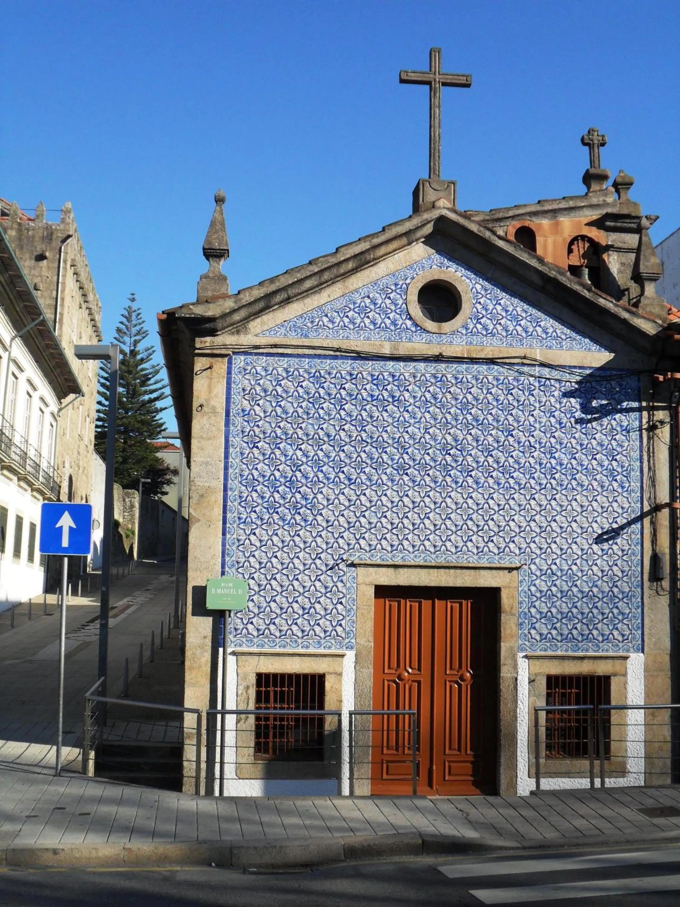 Facade/entrance in bnapartments Palacio