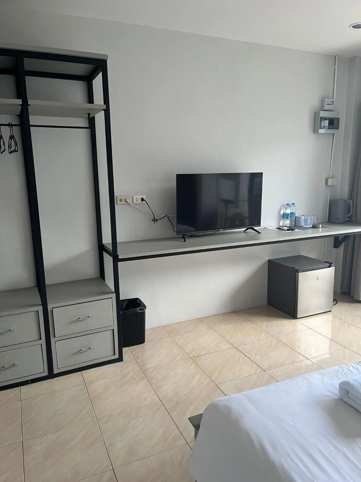 Property building, Bed in Chaweng Terrace