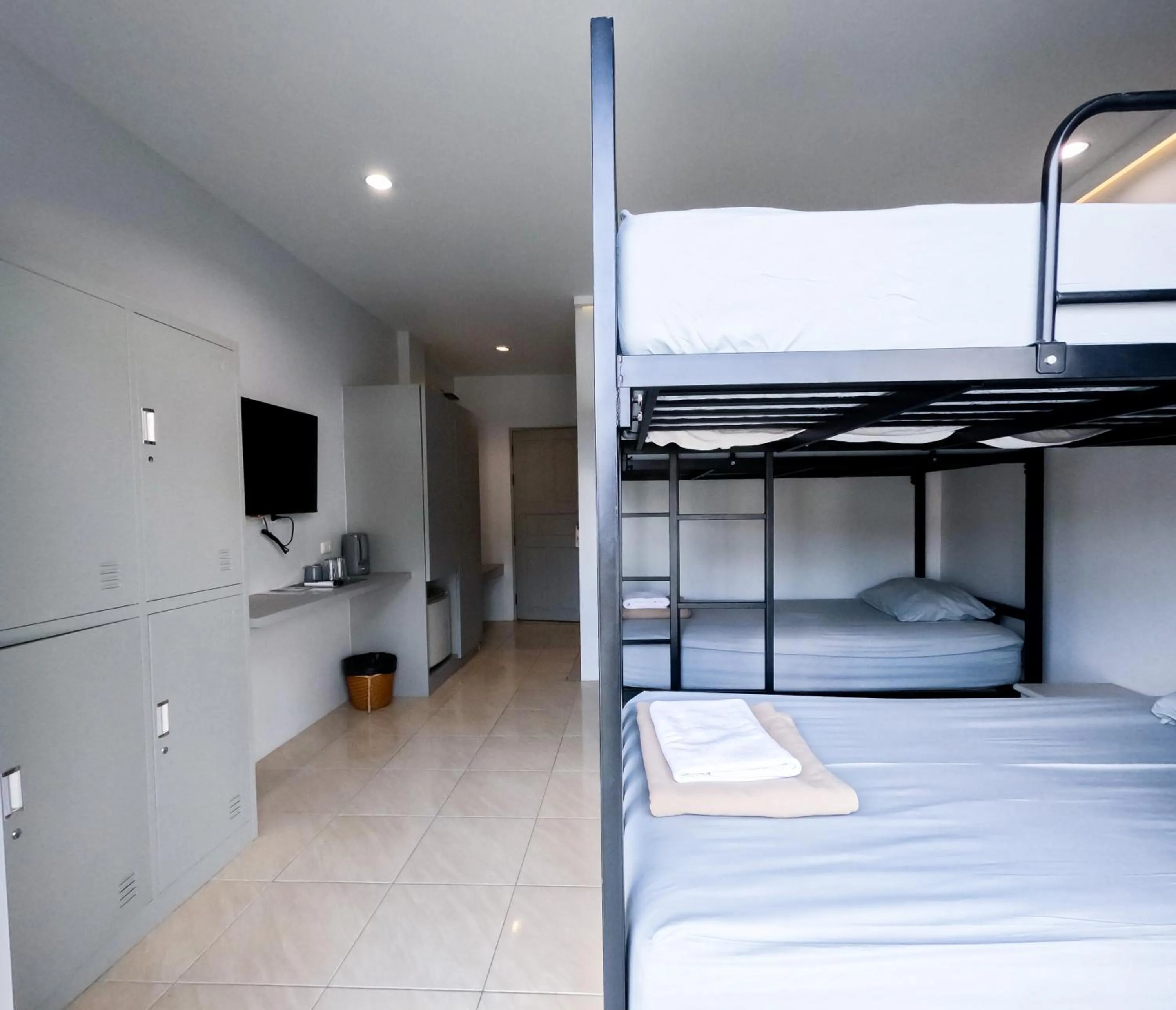 bunk bed, Bed in Chaweng Terrace