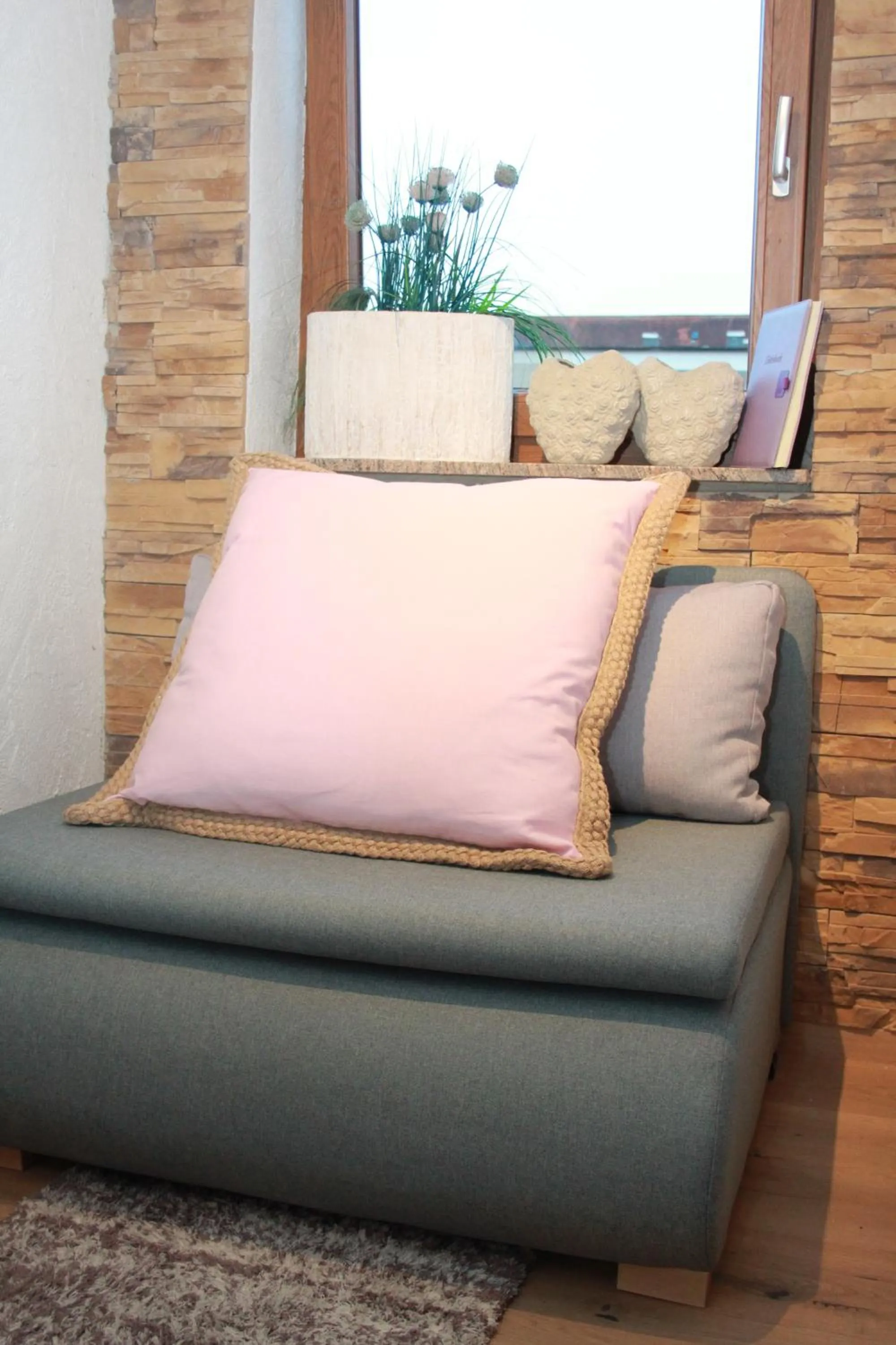 Seating area in Chaplin