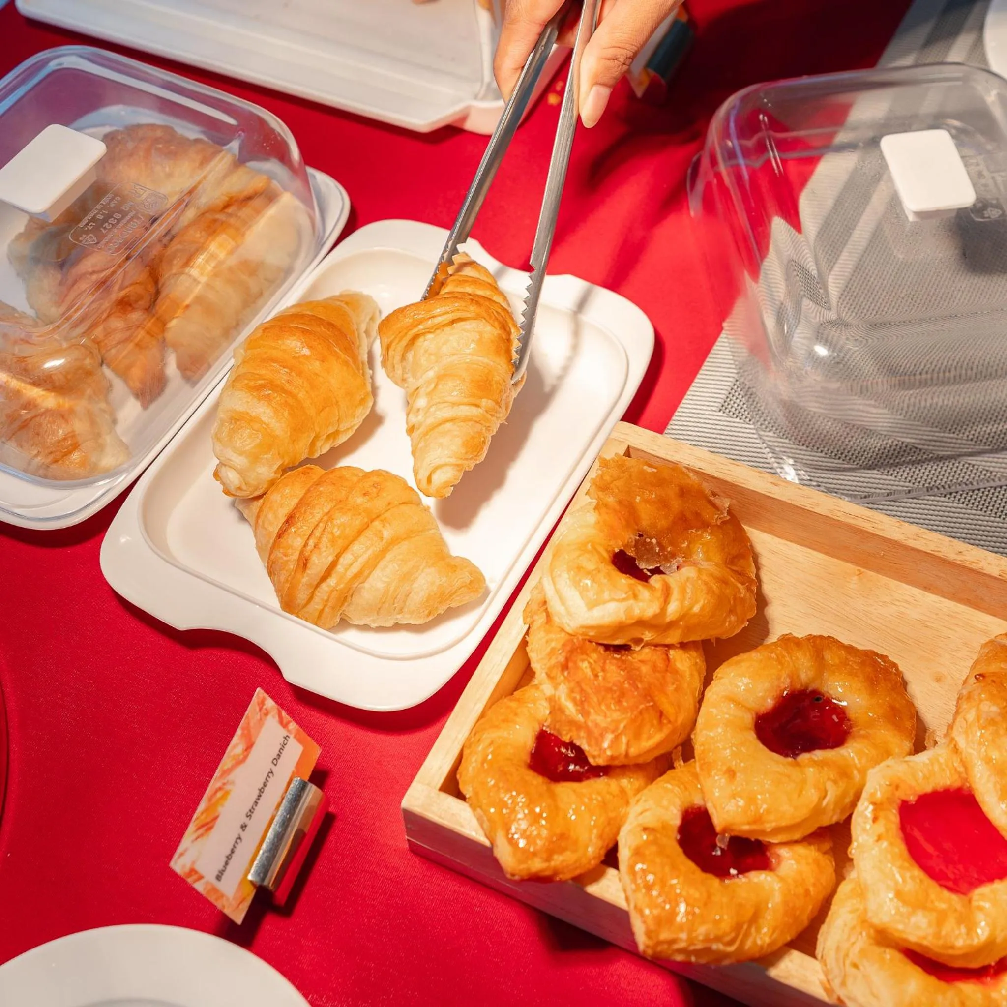 Breakfast in Vib Best Western Sanam Pao