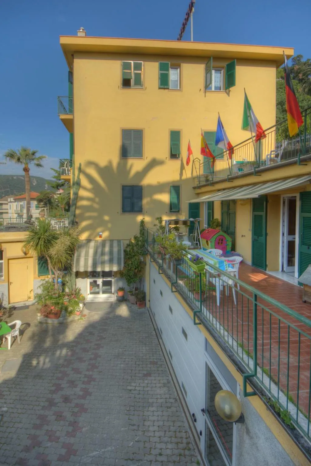 Balcony/Terrace in Hotel Deutsche Familien