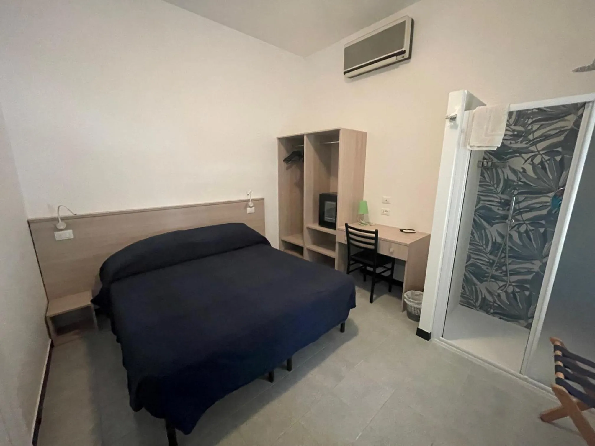 Photo of the whole room in Hotel Deutsche Familien