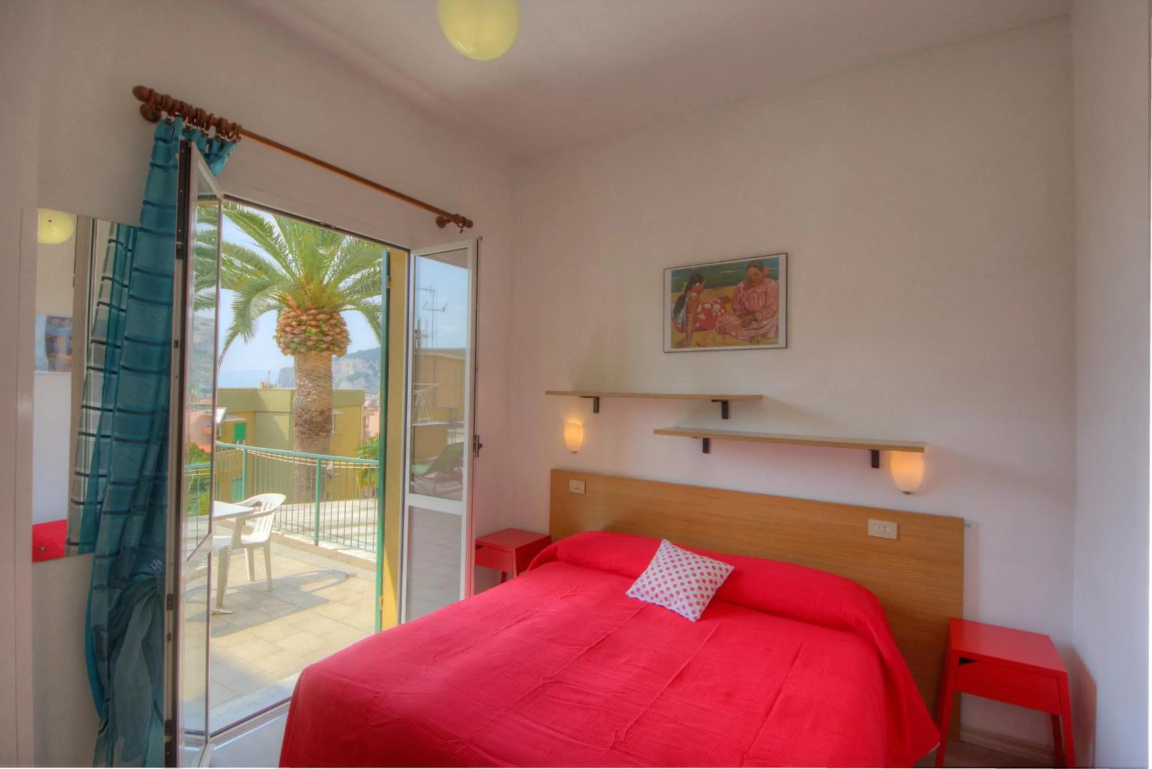 Photo of the whole room in Hotel Deutsche Familien