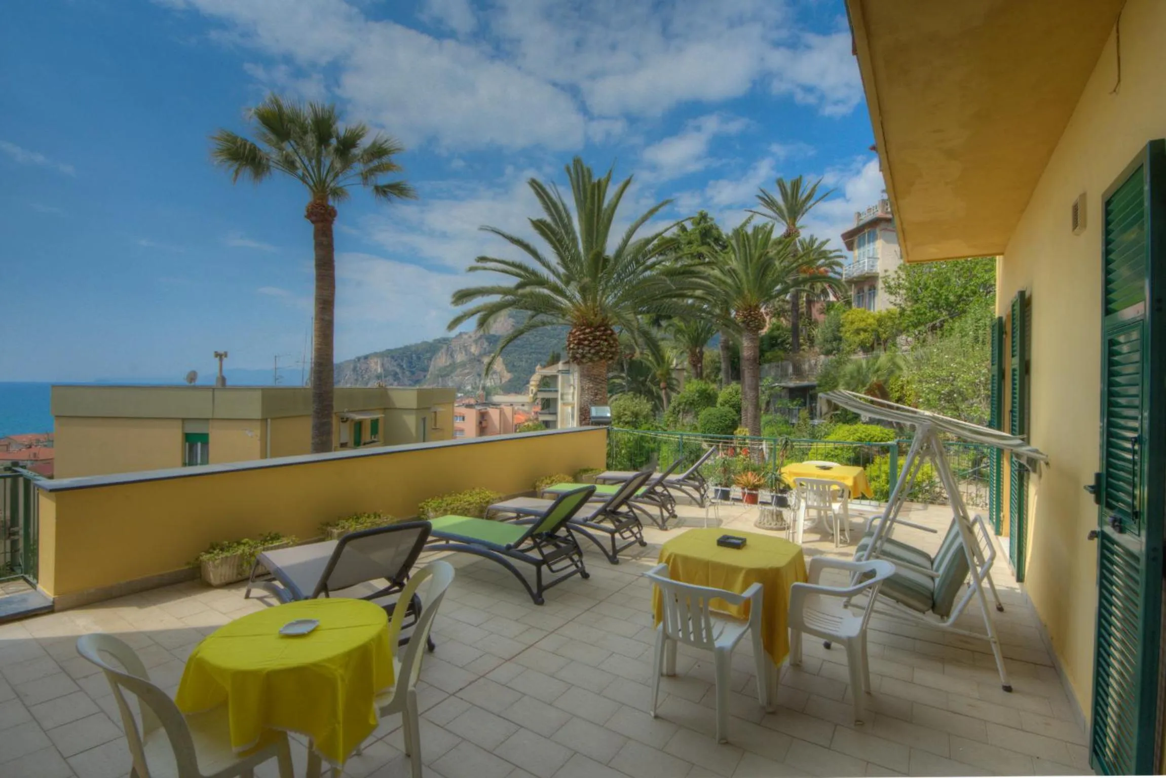 Balcony/Terrace in Hotel Deutsche Familien
