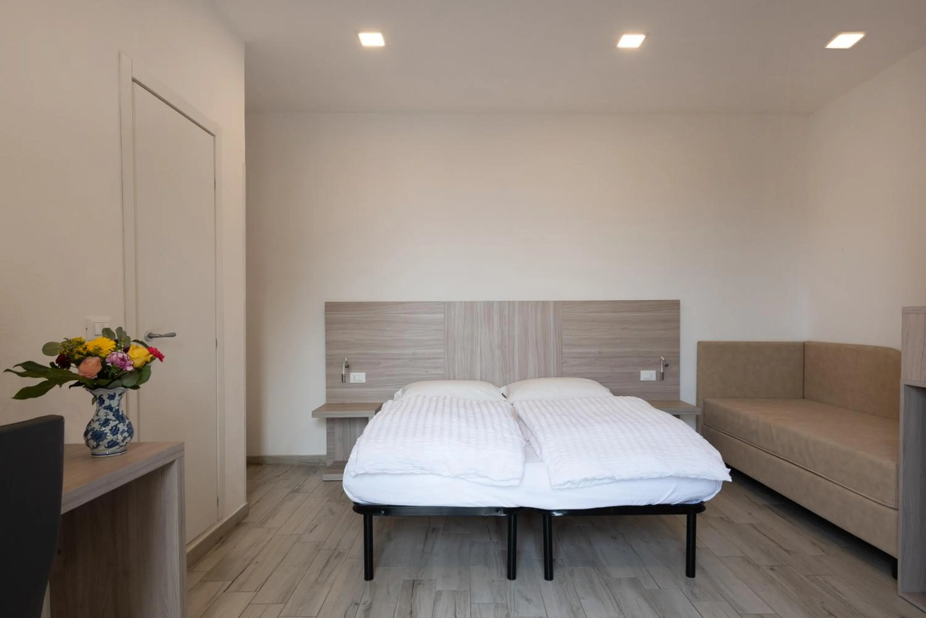 Photo of the whole room in Hotel Deutsche Familien