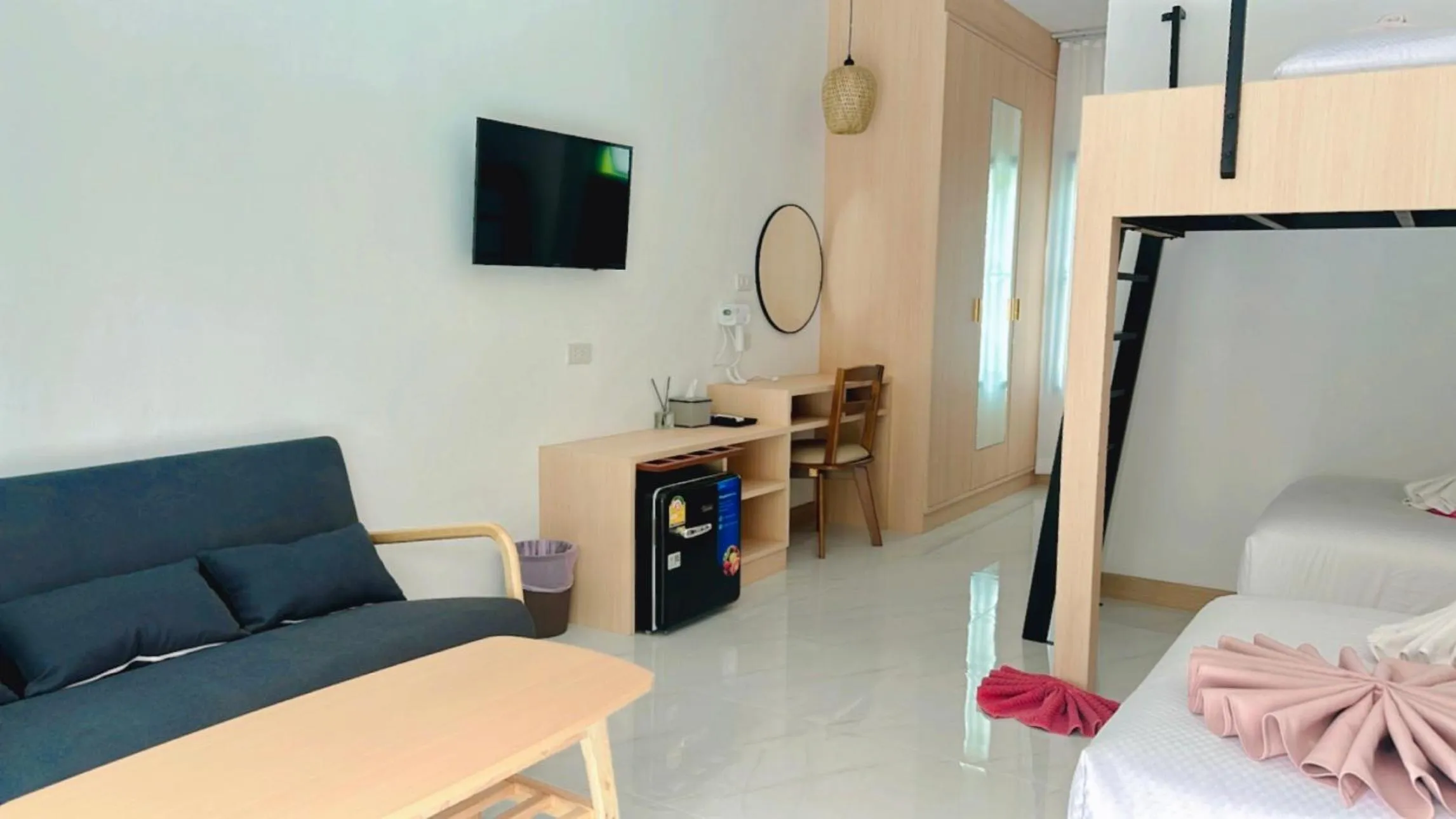 Bed in Pinky Bungalow Resort & Villa - SHA Extra Plus