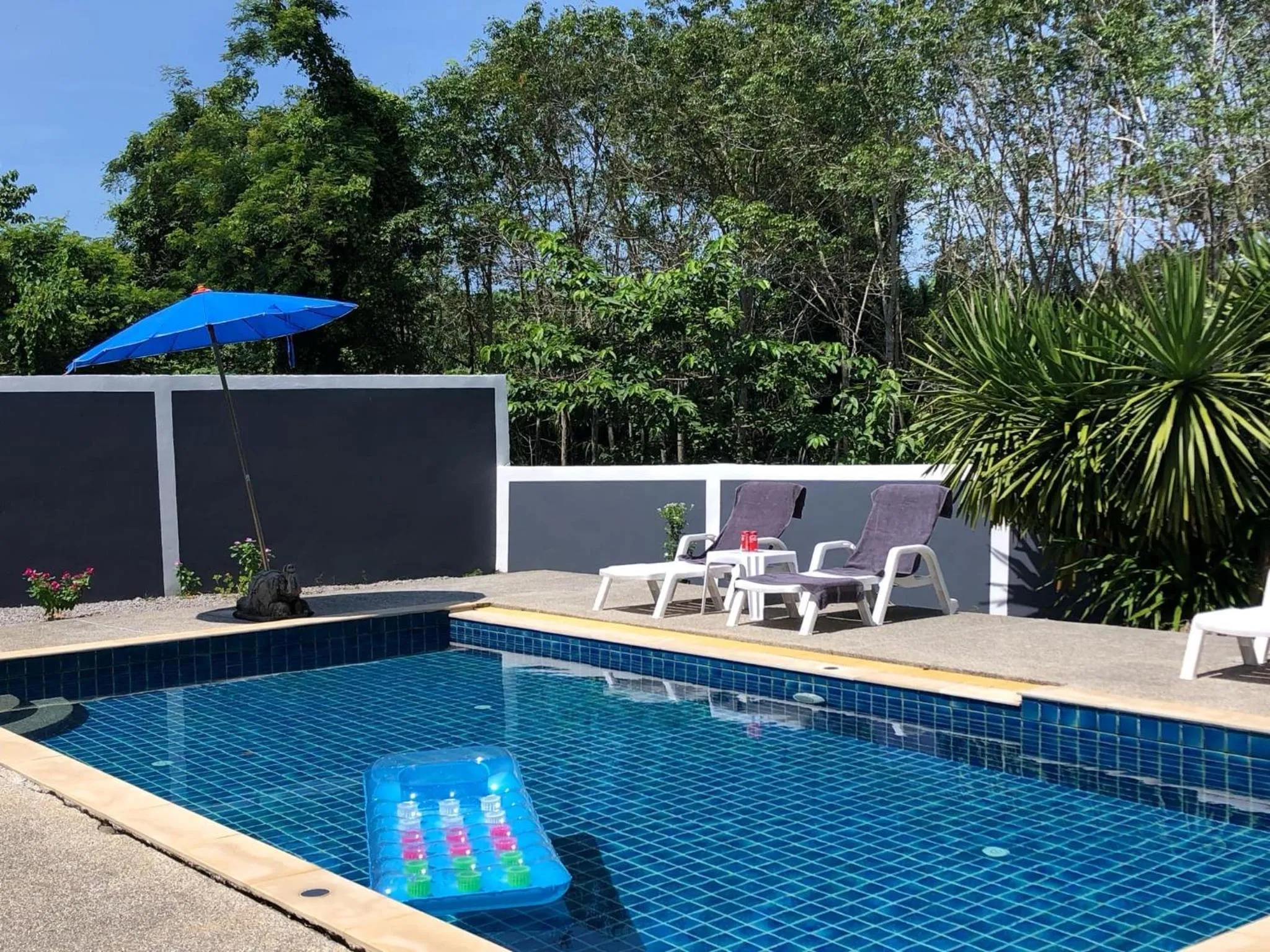 Pinky Bungalow Resort & Villa - SHA Extra Plus