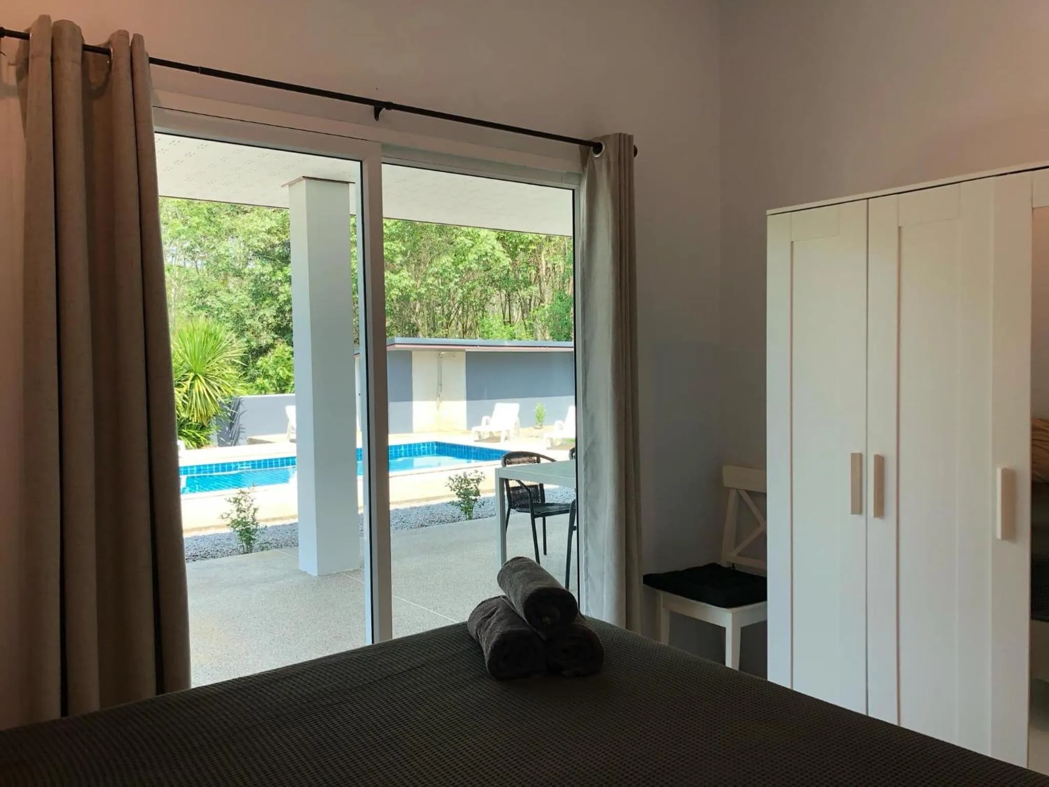 Pinky Bungalow Resort & Villa - SHA Extra Plus