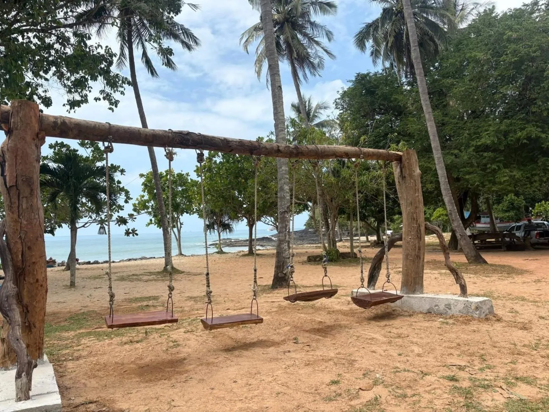 Pinky Bungalows Resort & Villa