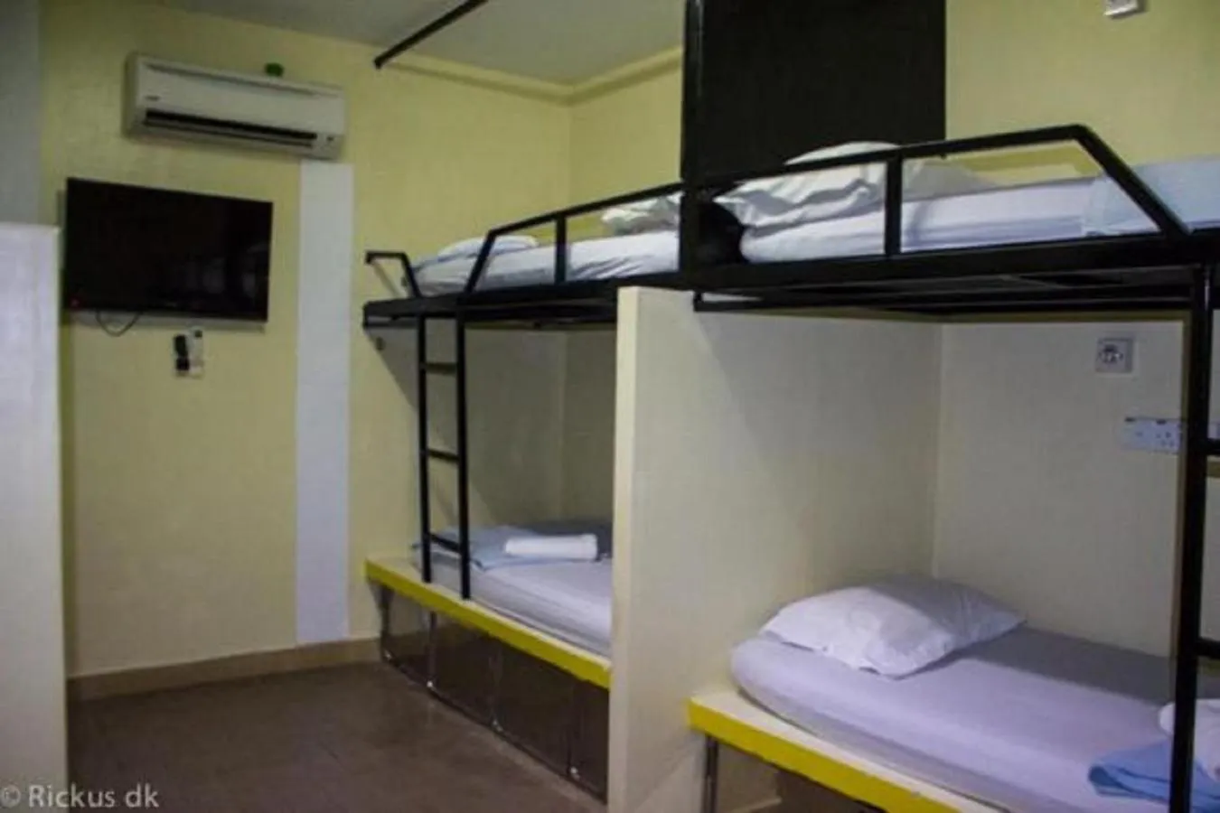 Photo of the whole room, Bed in Abby by the river