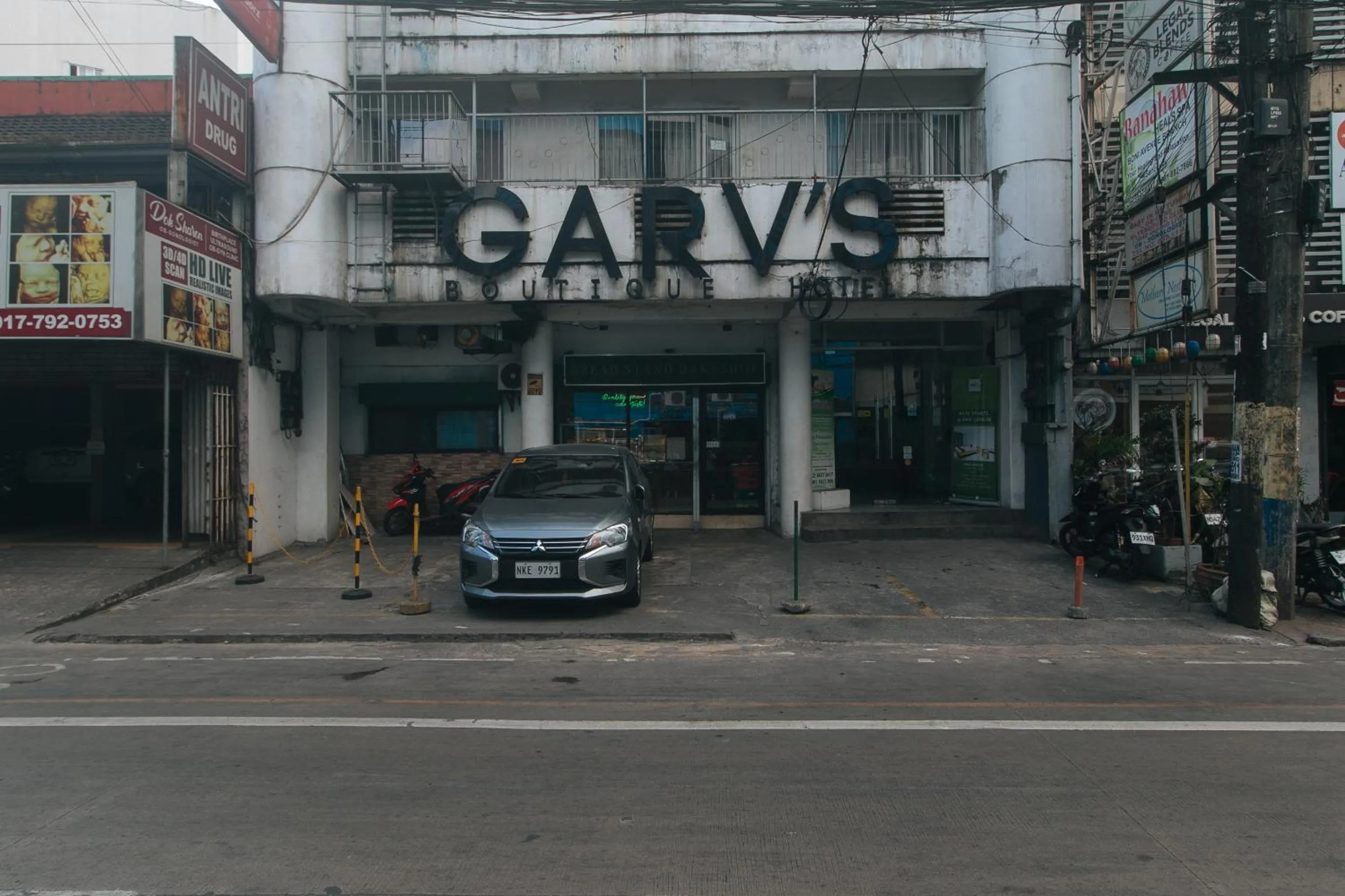 Location in RedDoorz Plus at Boni Avenue Mandaluyong