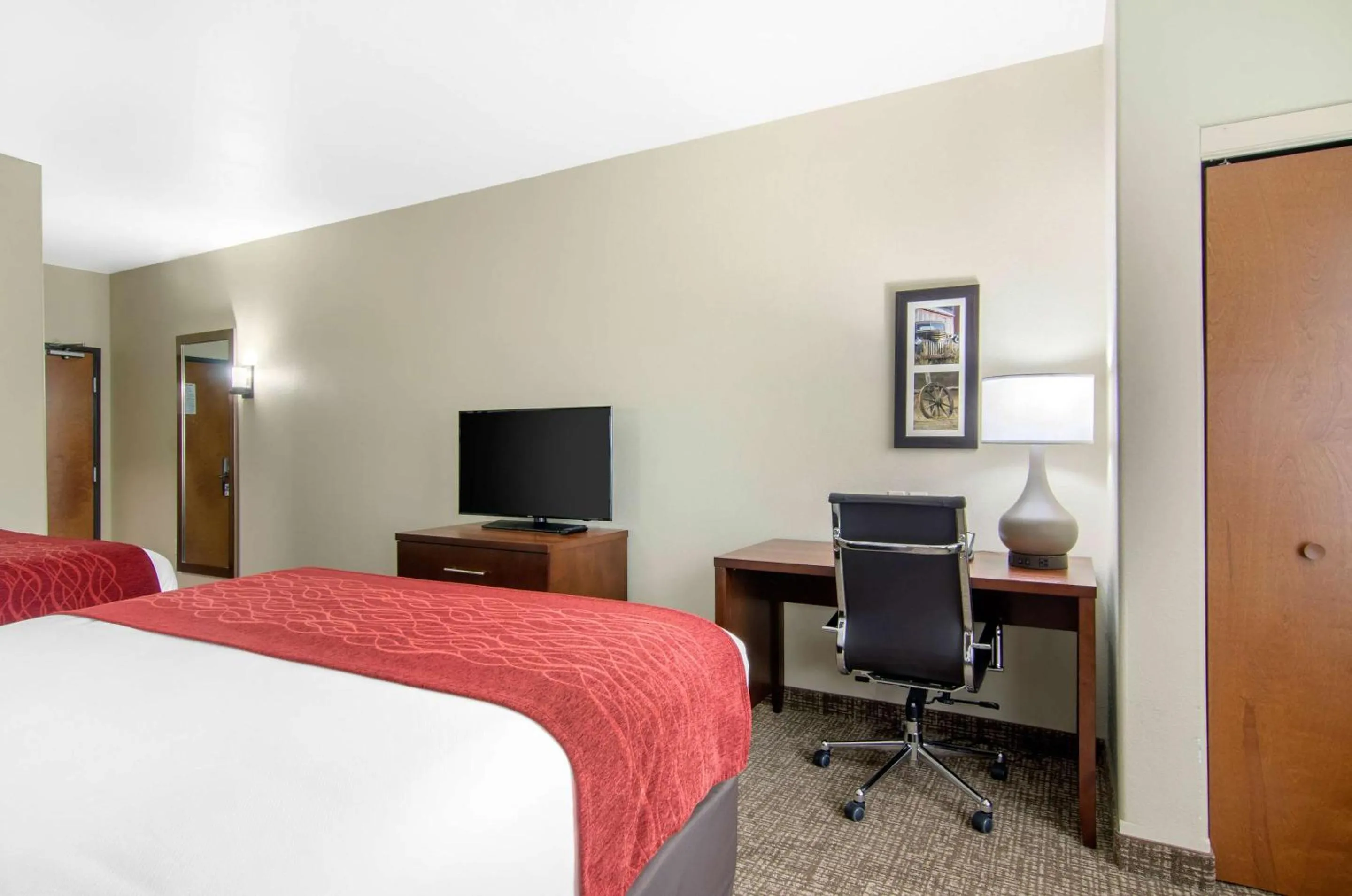 Bedroom in Comfort Inn & Suites Shawnee - Kansas City