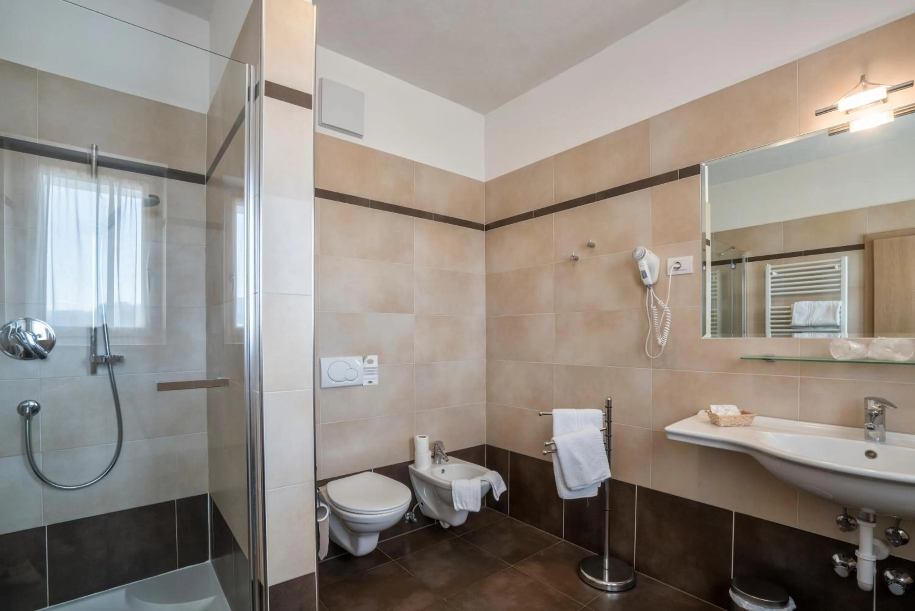 Bathroom in Hotel Weingarten