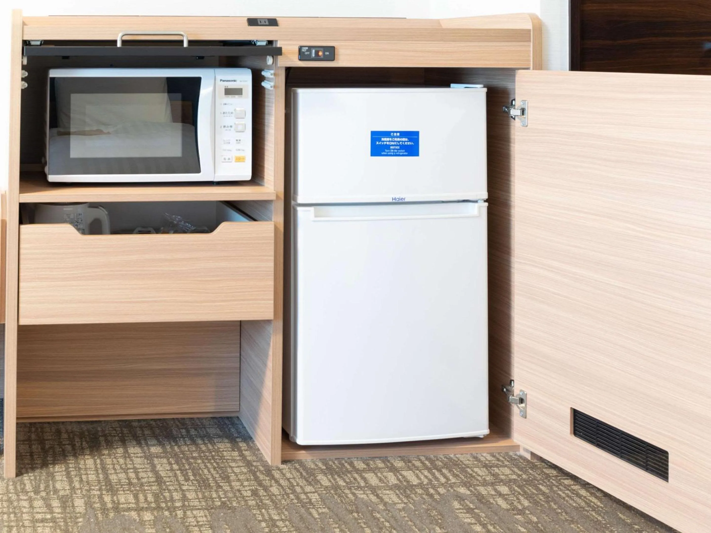 Bedroom in Comfort Suites Tokyo Bay