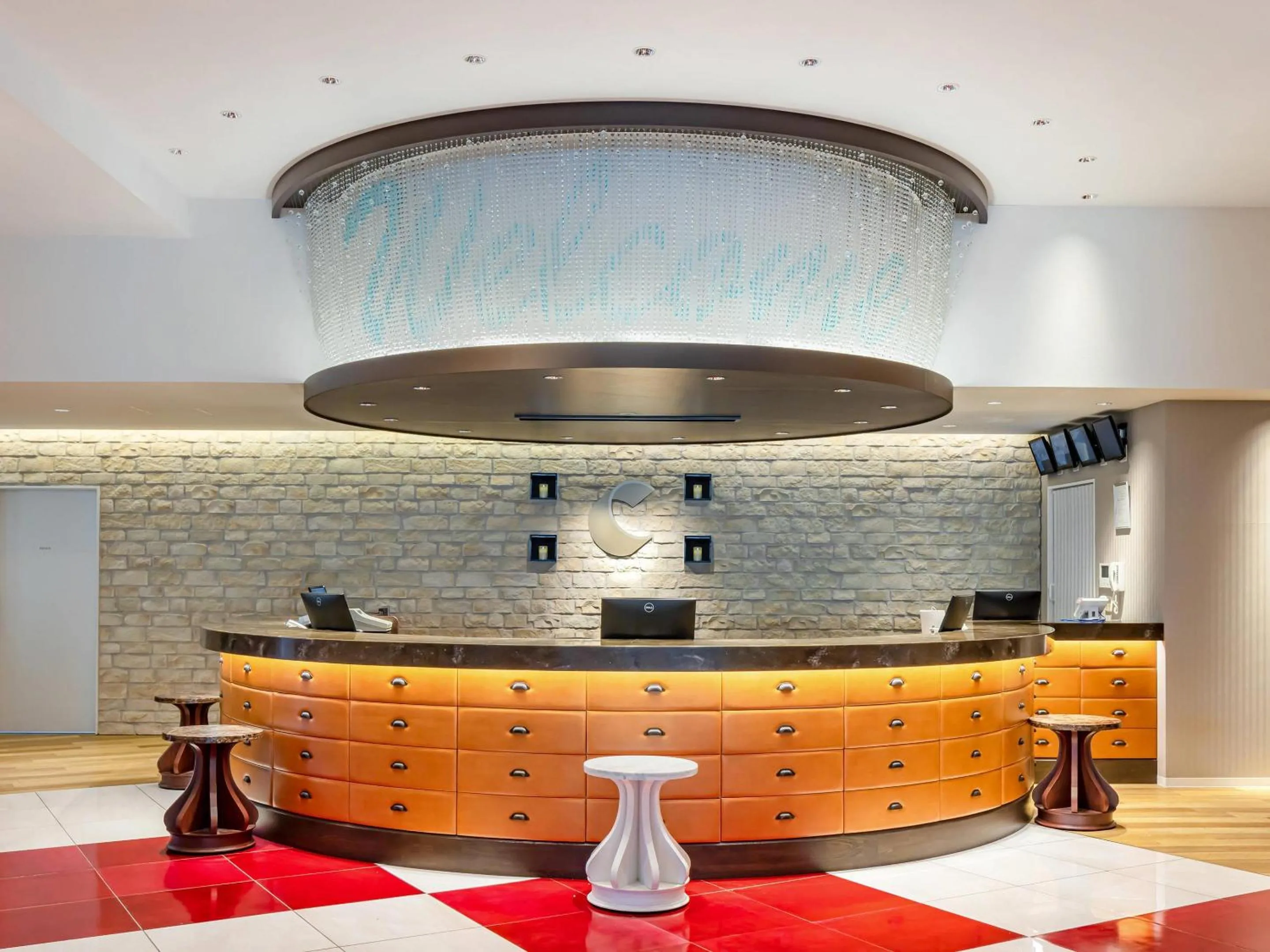 Lobby or reception in Comfort Suites Tokyo Bay