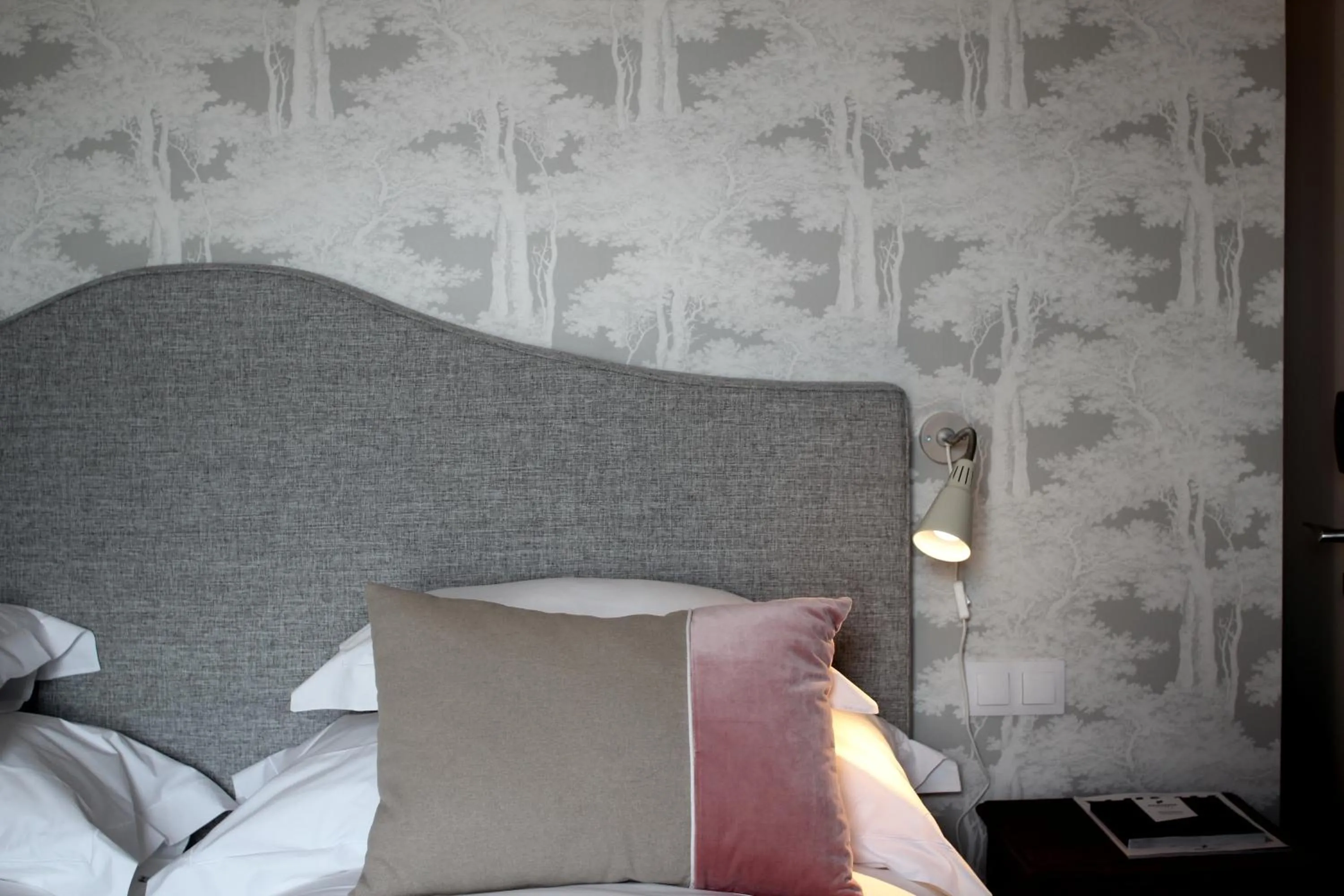 Decorative detail, Bed in Pousada Vila Óbidos