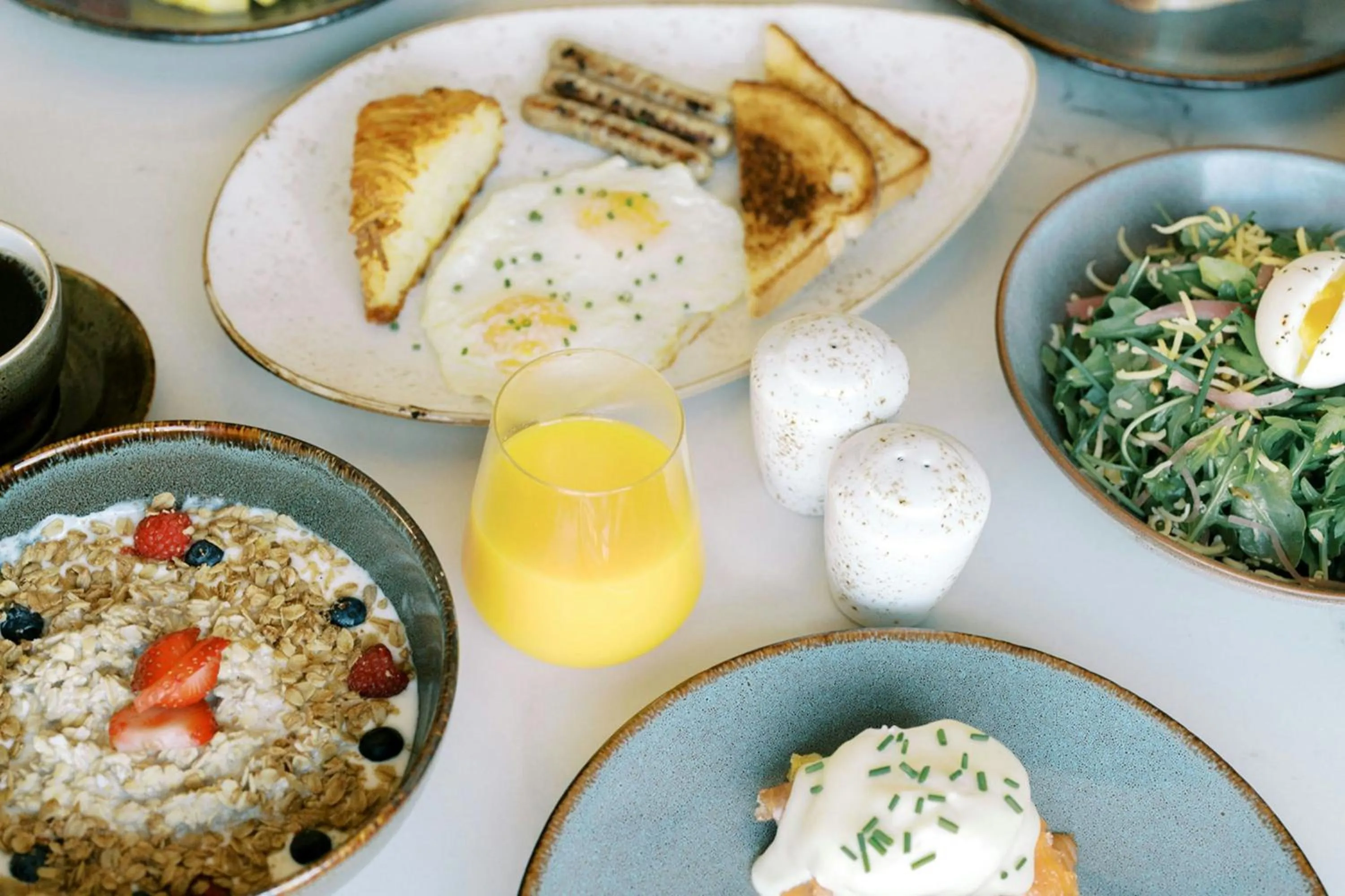 Restaurant/places to eat in Elliot Park Hotel, Autograph Collection