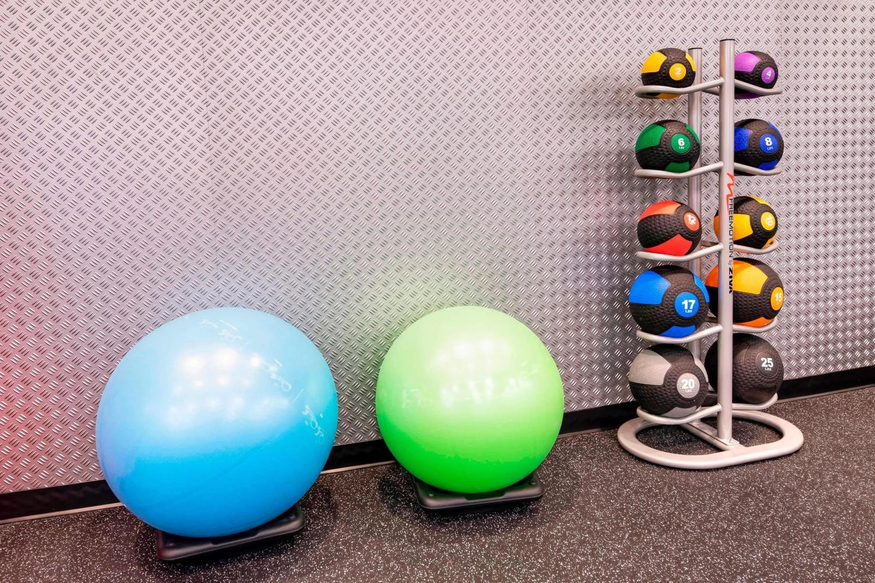 Fitness centre/facilities in Fairfield Inn & Suites by Marriott Ottawa Airport