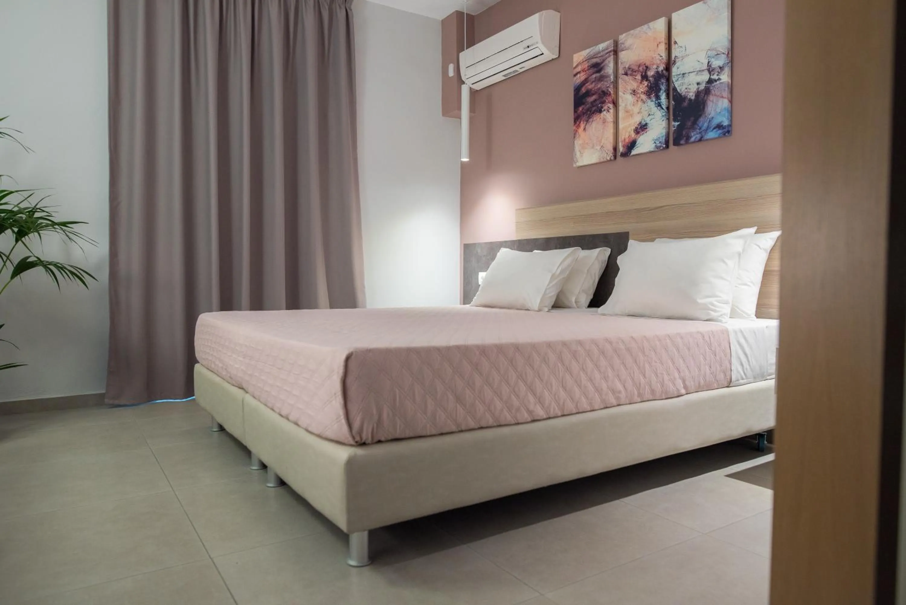 Bed in Gelli Apartments