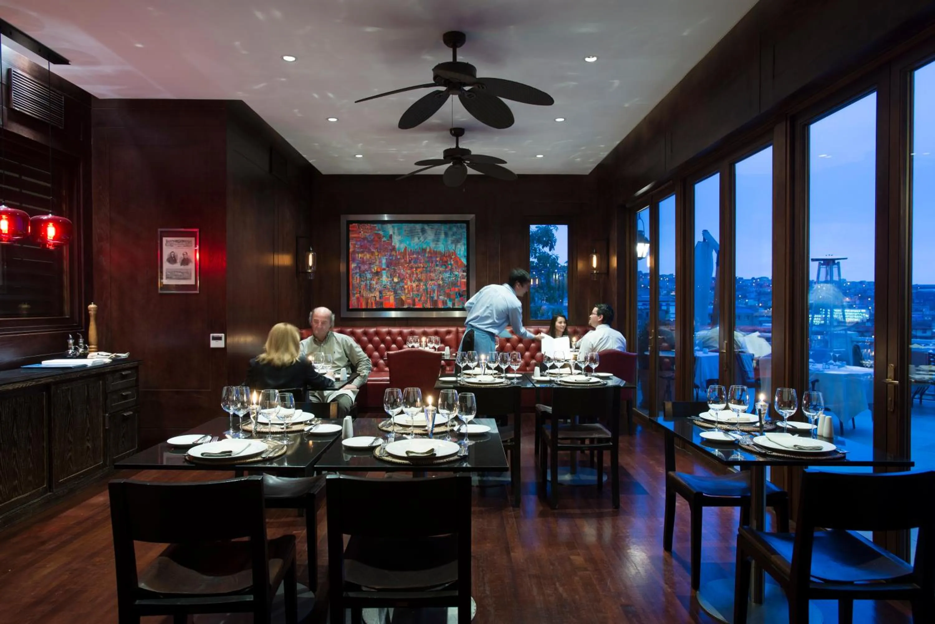 Restaurant/places to eat in Hotel Casa Higueras