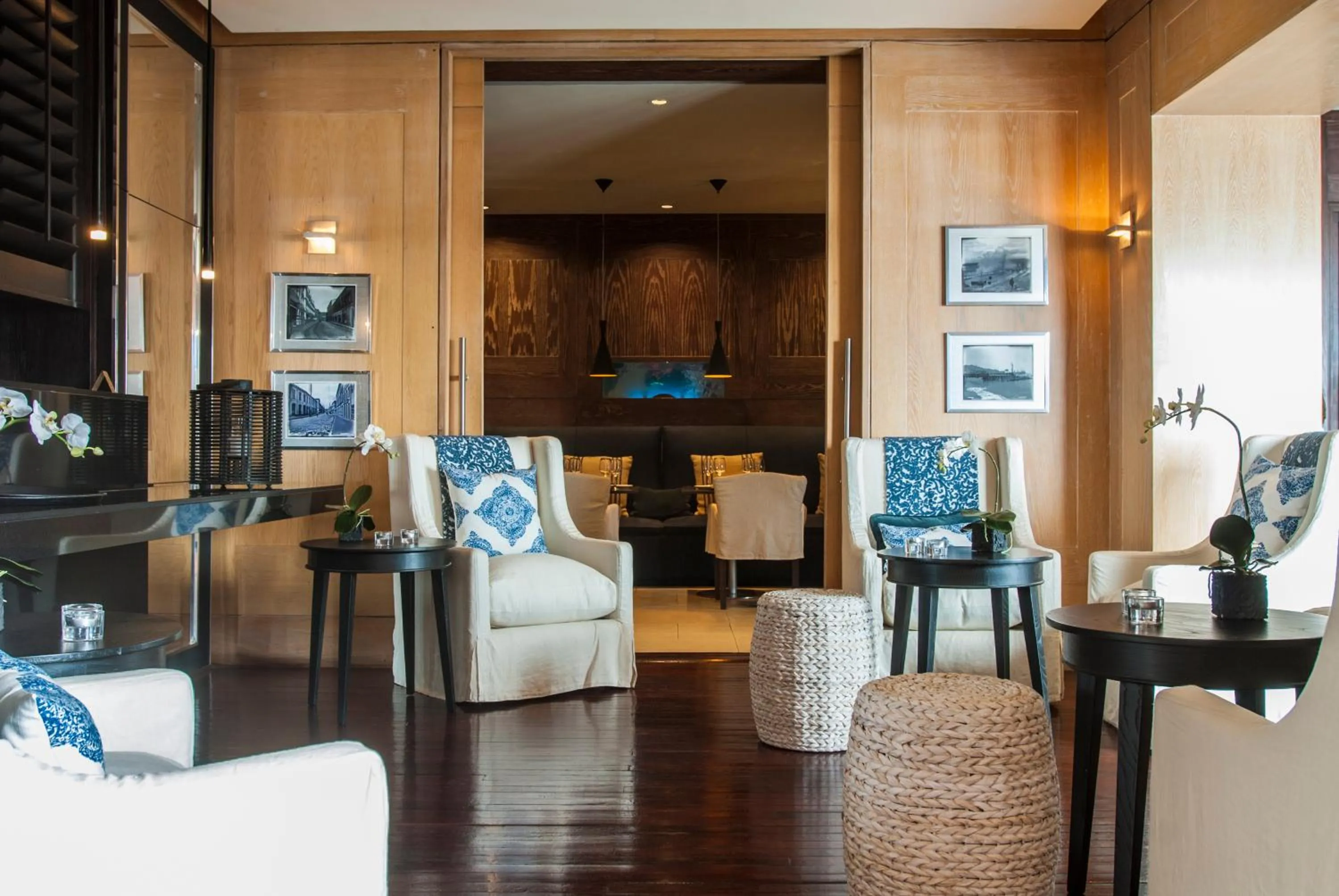 Lounge or bar in Hotel Casa Higueras