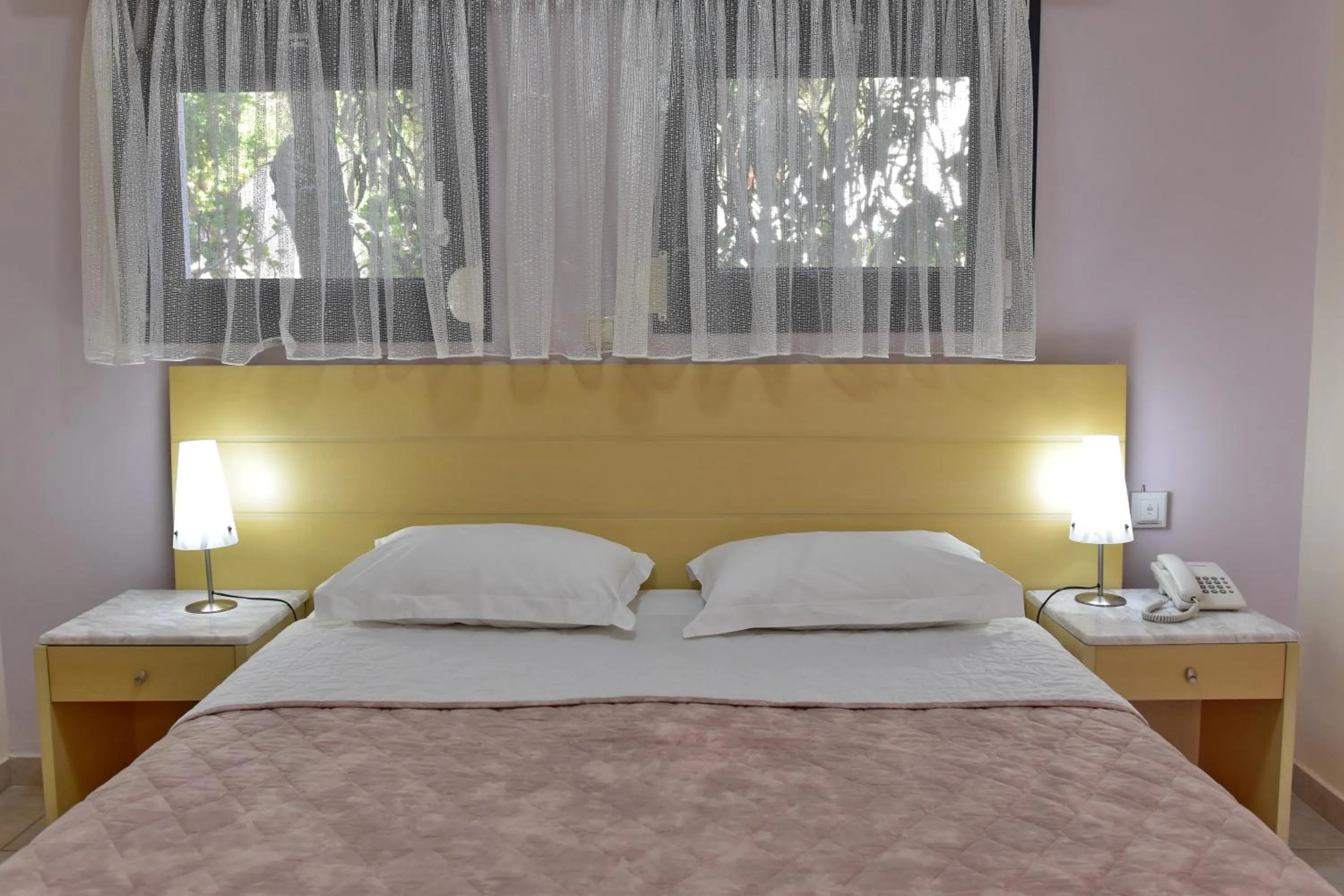 Bed in Emporios Bay Hotel Chios