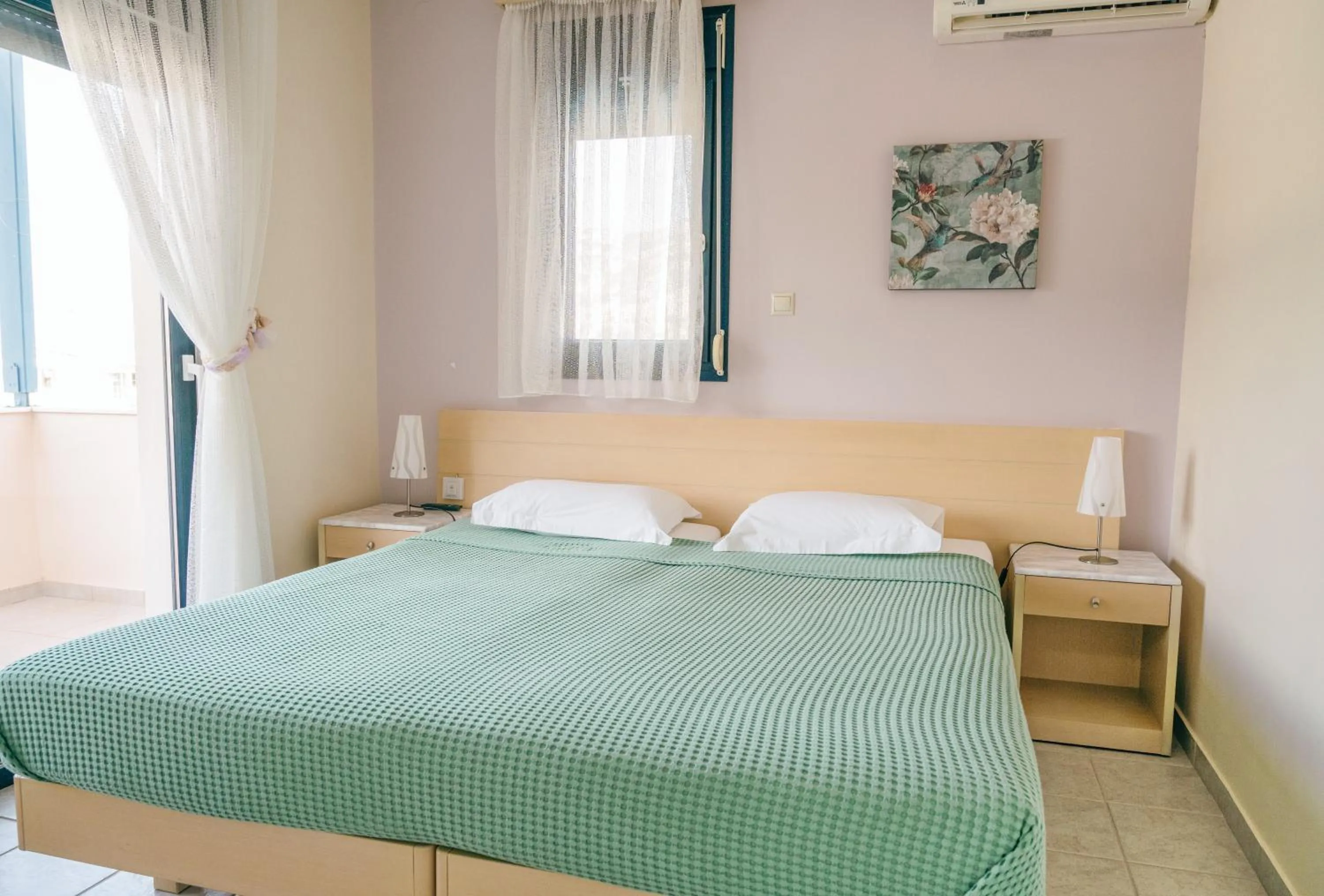 Bed in Emporios Bay Hotel Chios