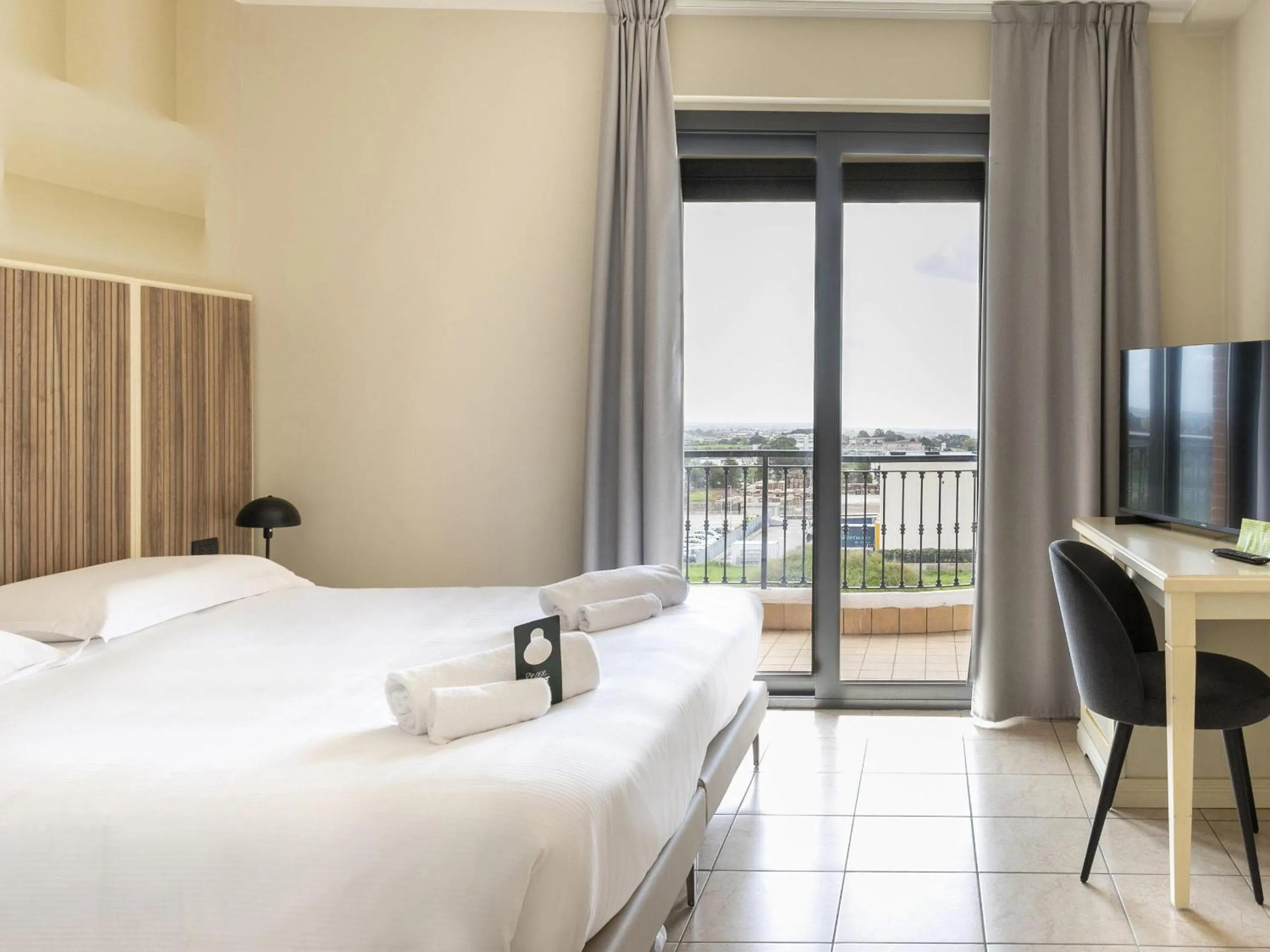 Photo of the whole room, Bed in B&B HOTEL Pomezia Cortese