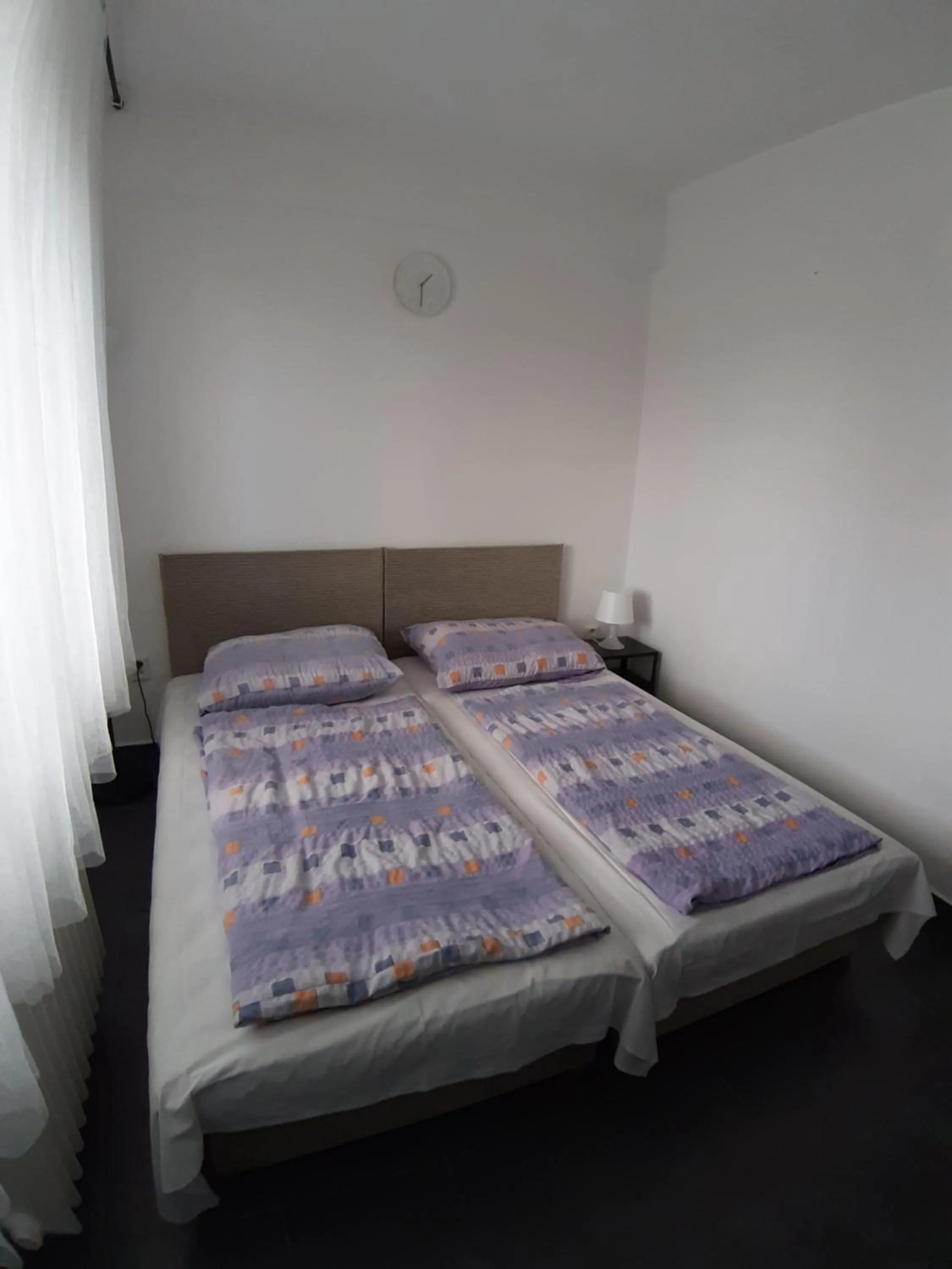 Bedroom, Bed in Hotelak Martinov