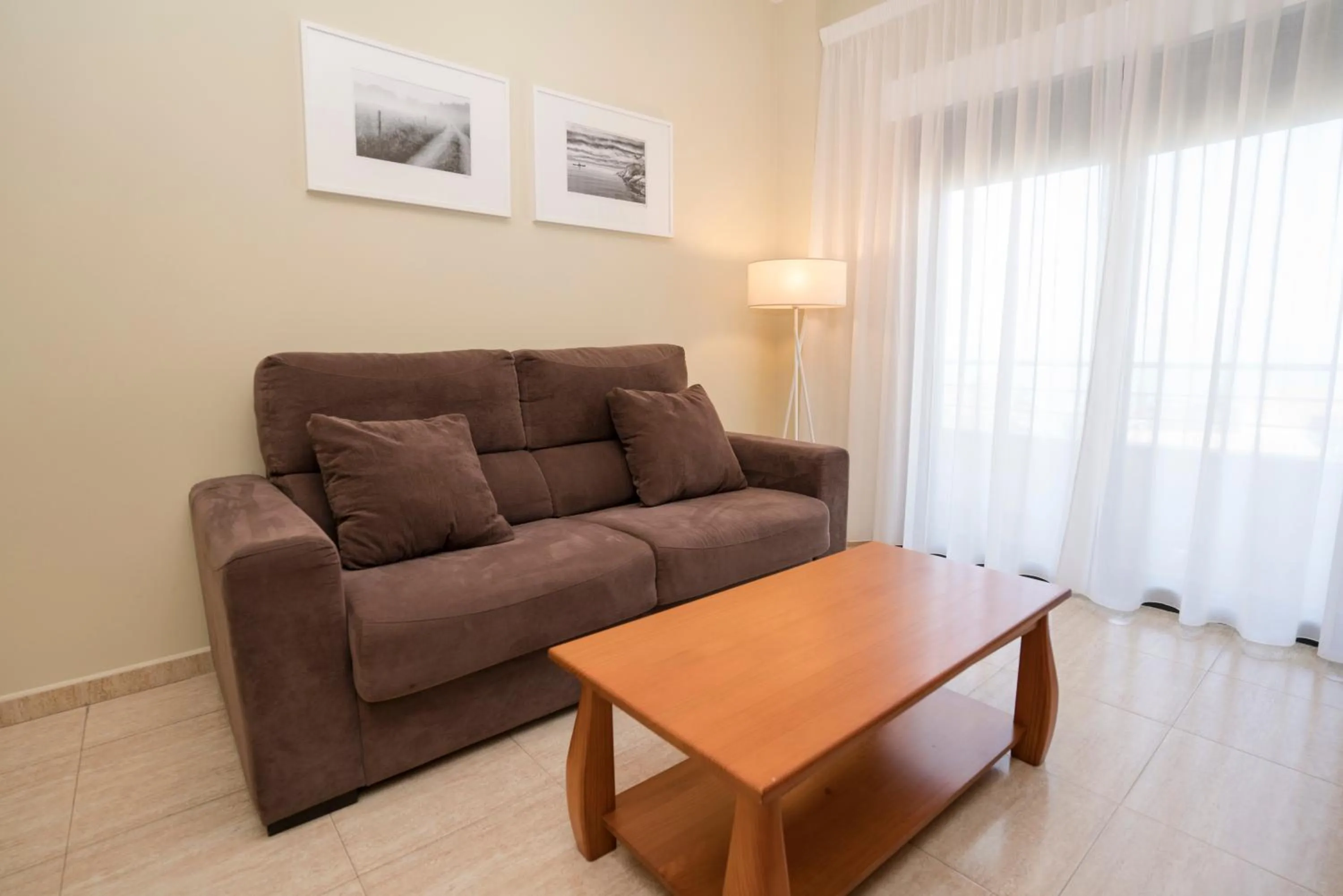 Living room in Apartamentos Atlántico Resort