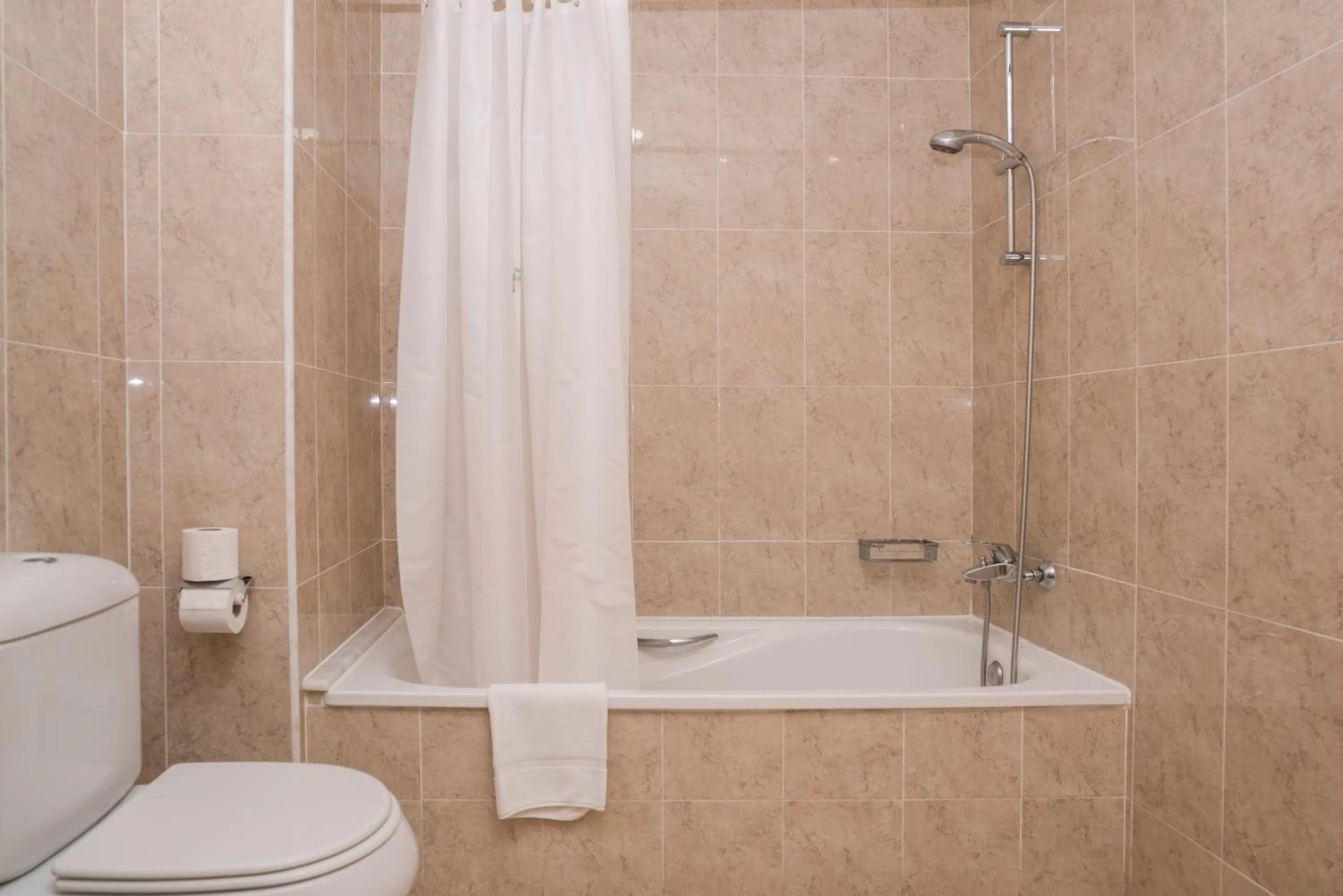 Bathroom in Apartamentos Atlántico Resort