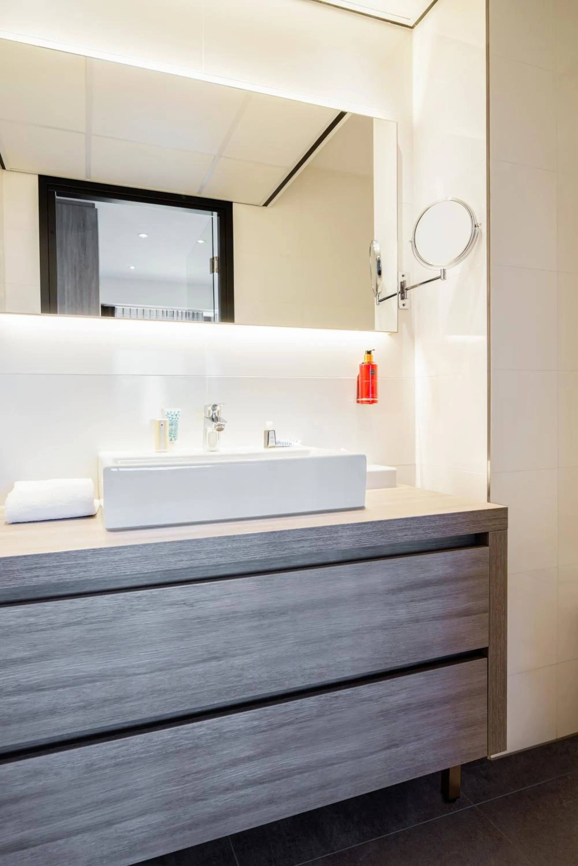 Bathroom in Adagio Amsterdam City South