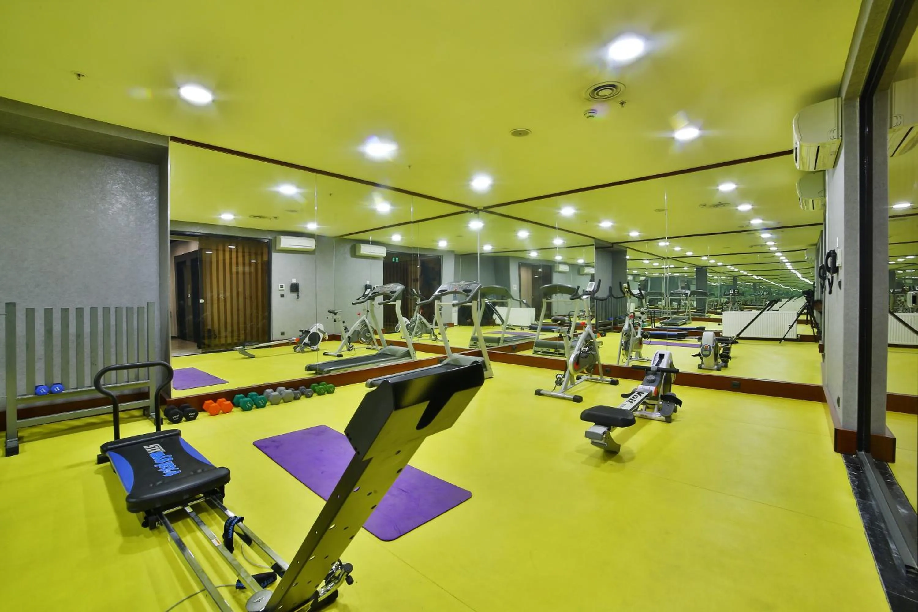 Fitness centre/facilities in ibis Styles Istanbul Bomonti