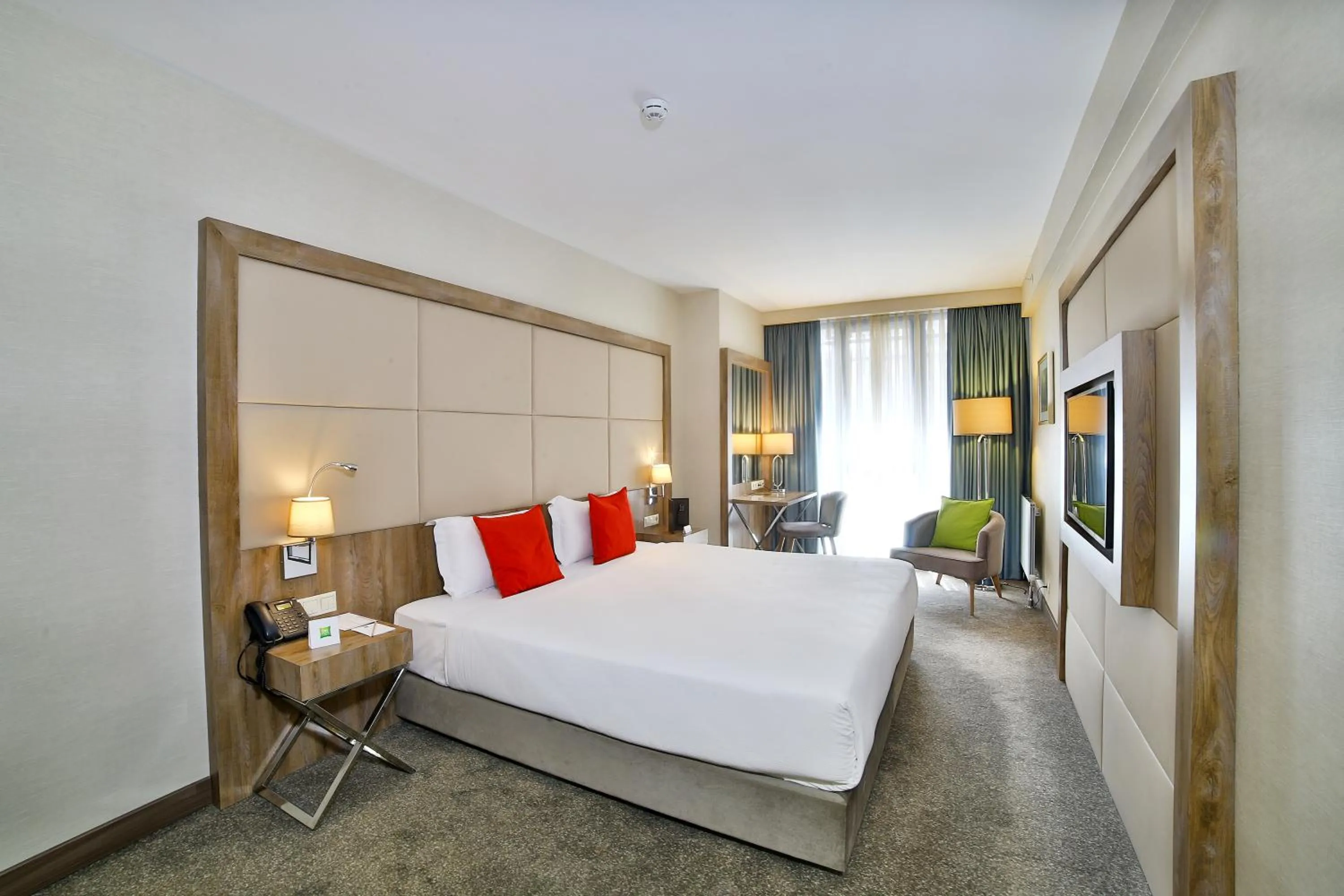 View (from property/room), Bed in ibis Styles Istanbul Bomonti