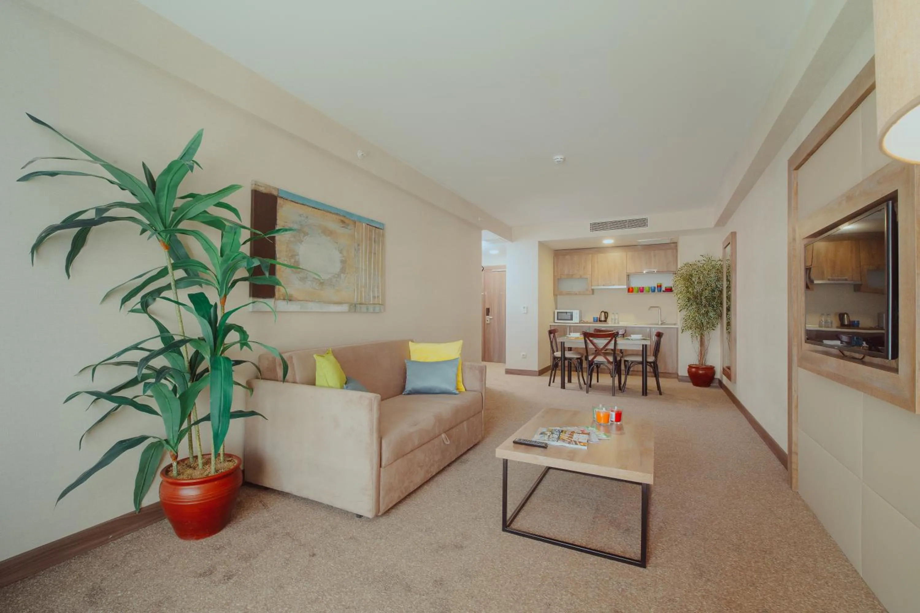 Photo of the whole room in ibis Styles Istanbul Bomonti